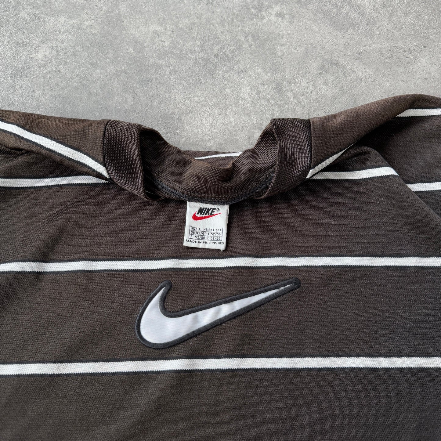 Nike RARE 1990s heavyweight striped nylon t-shirt (L)