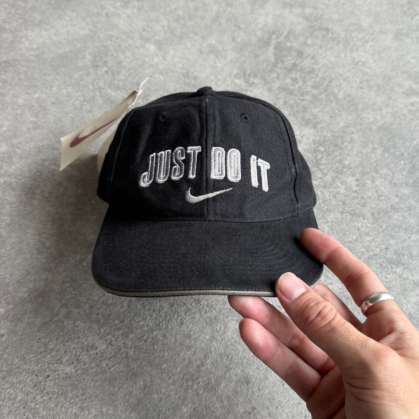Nike 1990s deadstock ‘just do it’ embroidered cap