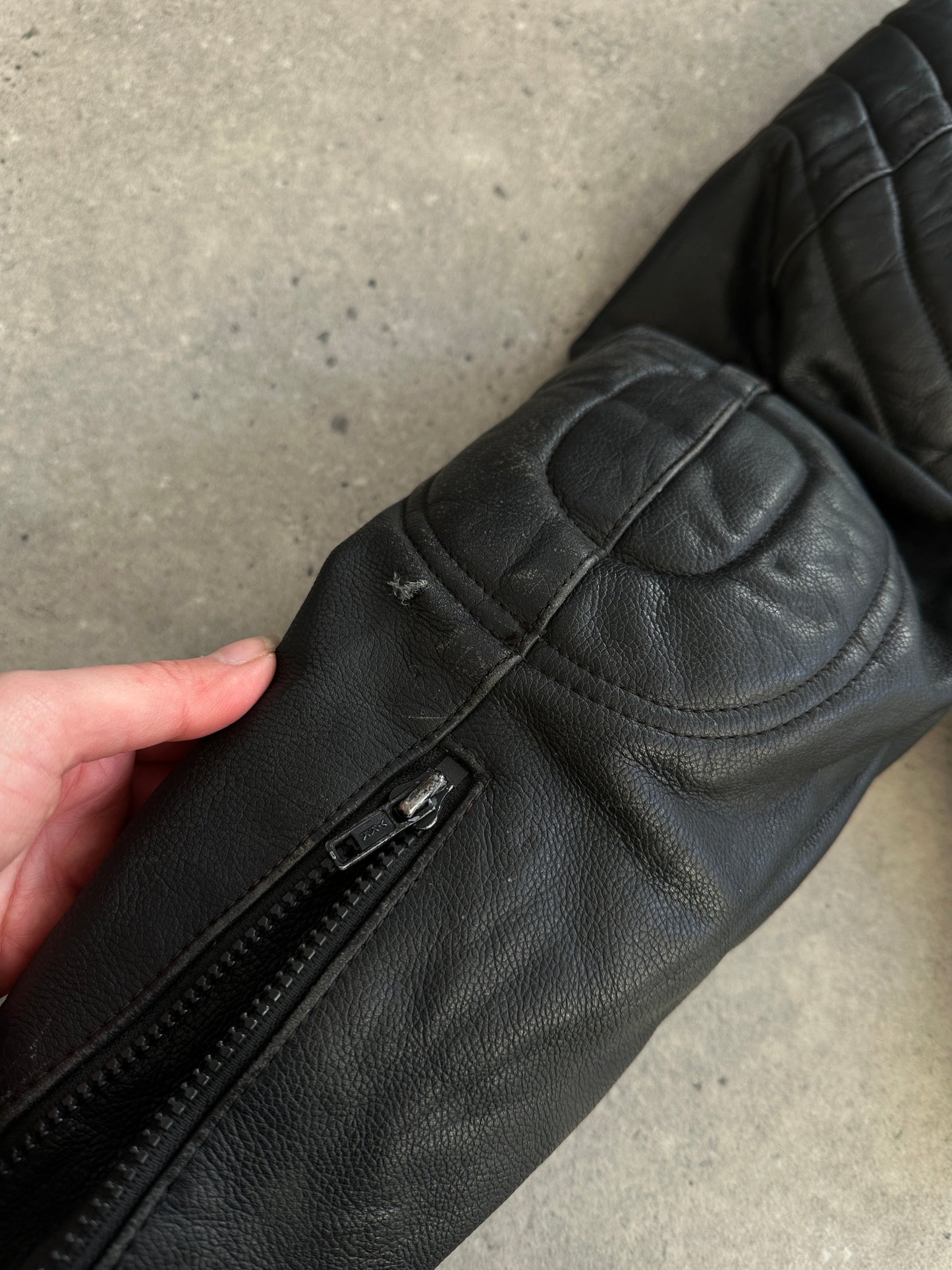 Vintage Structured Motorcycle Leather Jacket - L/XL