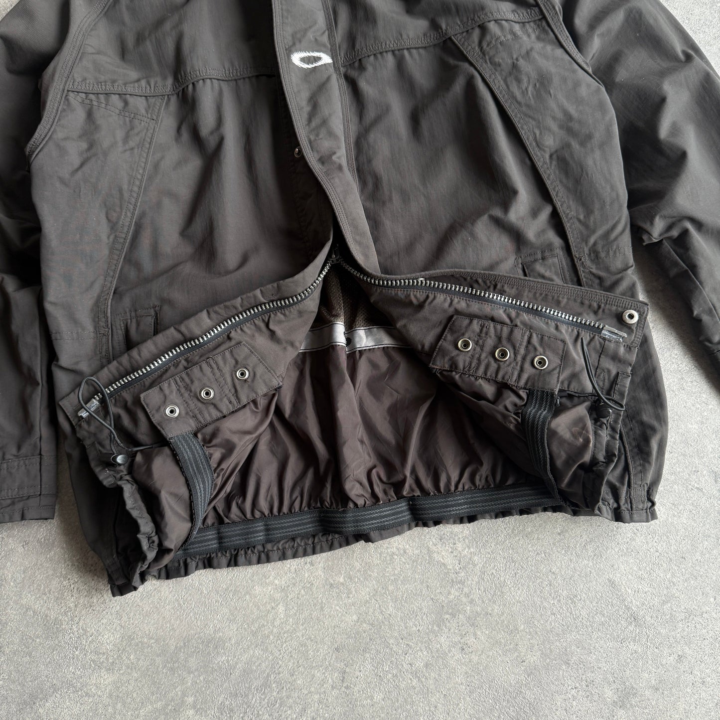 Oakley Software RARE 2000s heavyweight waterproof technical jacket (L)