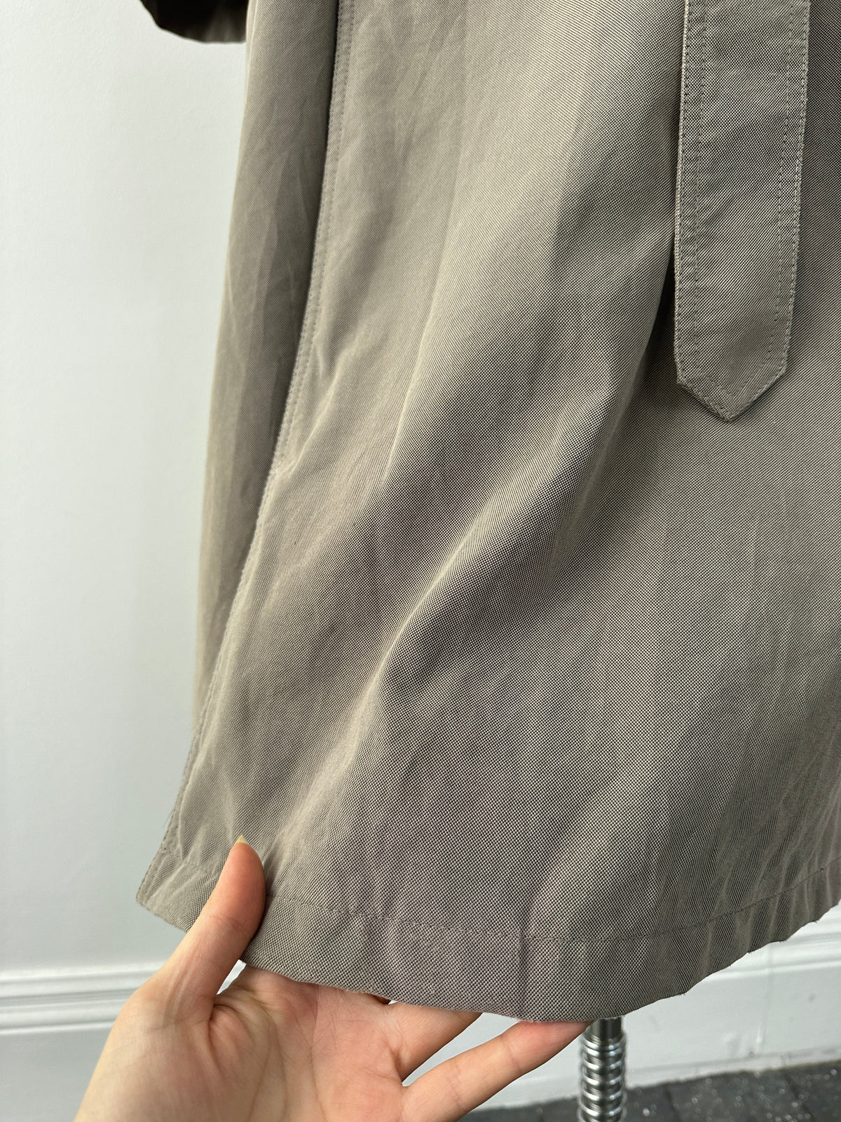 Ralph Lauren Chaps 1990s belted trench coat in XL-XXL, featuring classic design, double-breasted front, and waist belt.