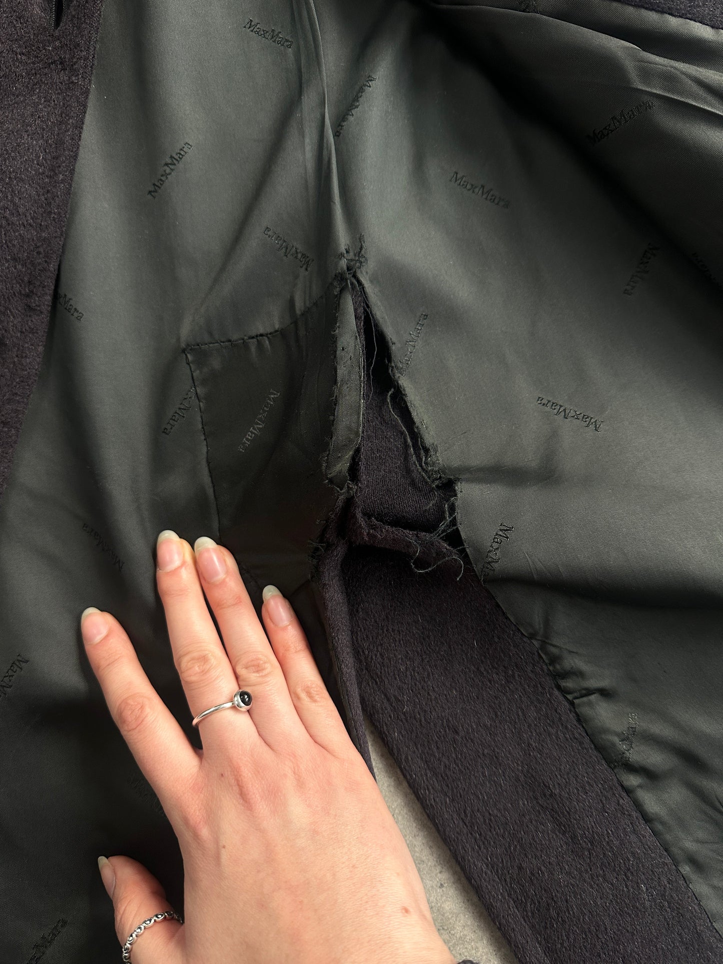 Max Mara Wool Cashmere Single Breasted Coat - L