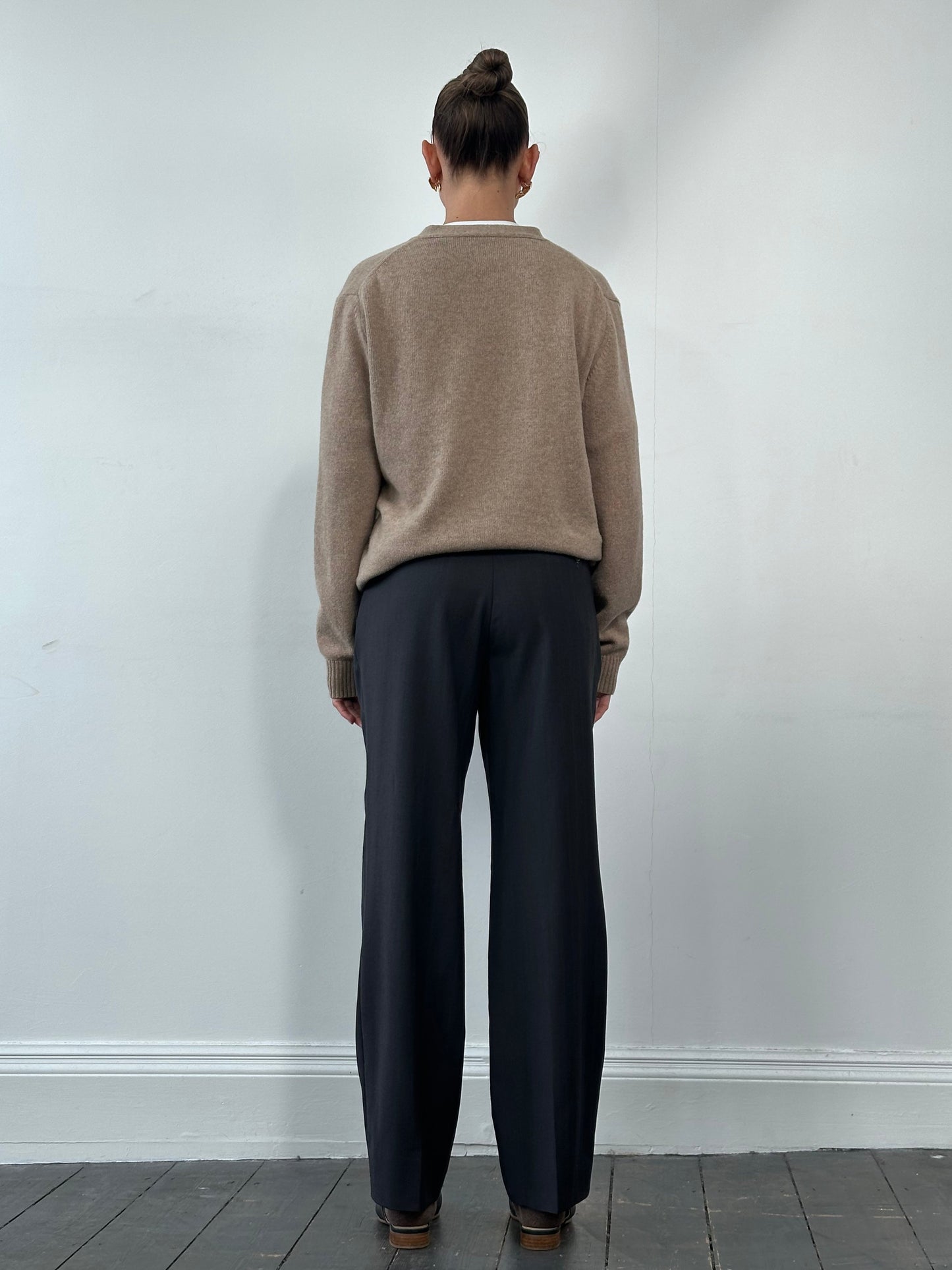 Italian Vintage 1990s Virgin Wool Knitted Cardigan - L