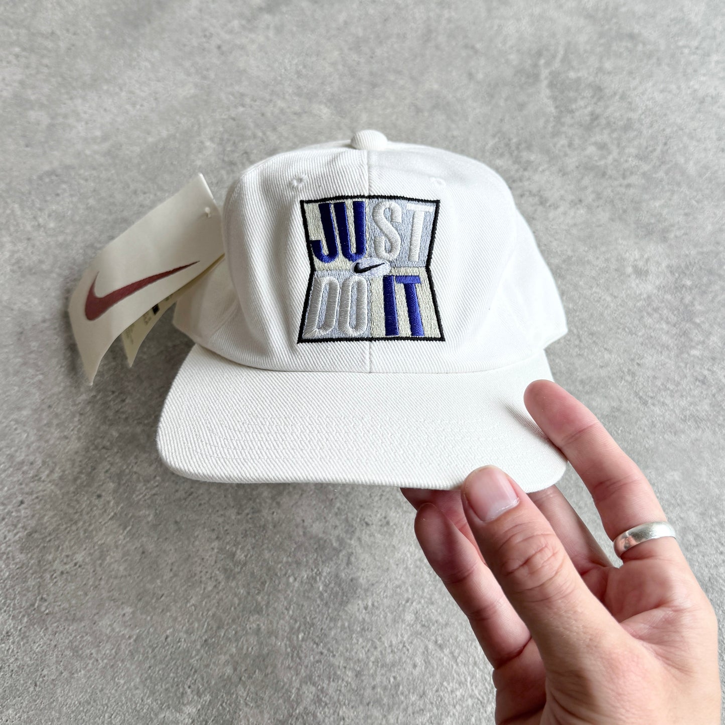 Nike 1990s deadstock ‘just do it’ embroidered cap