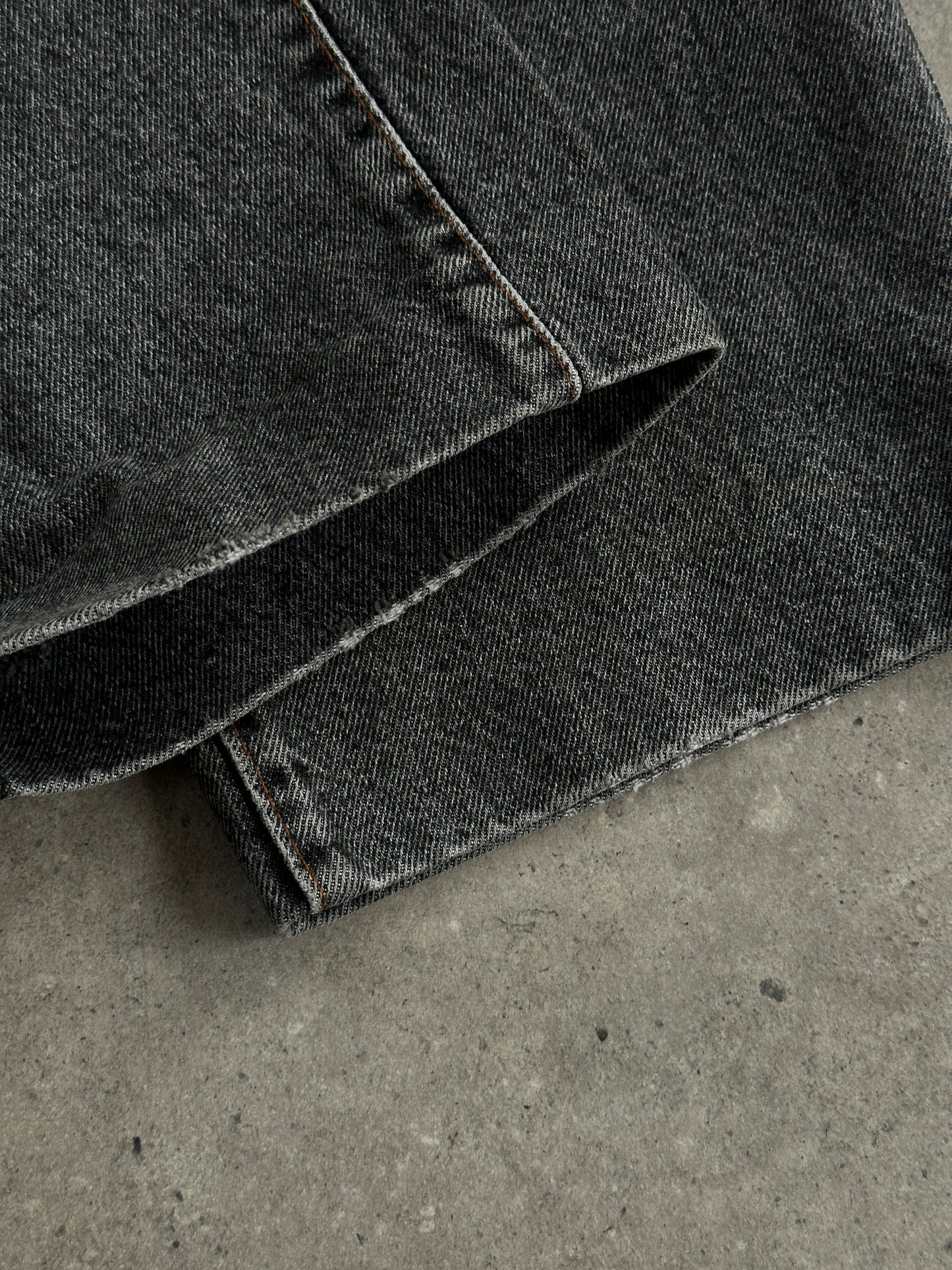 Italian Vintage 1990s High Waisted Straight Leg Denim Jeans - W28