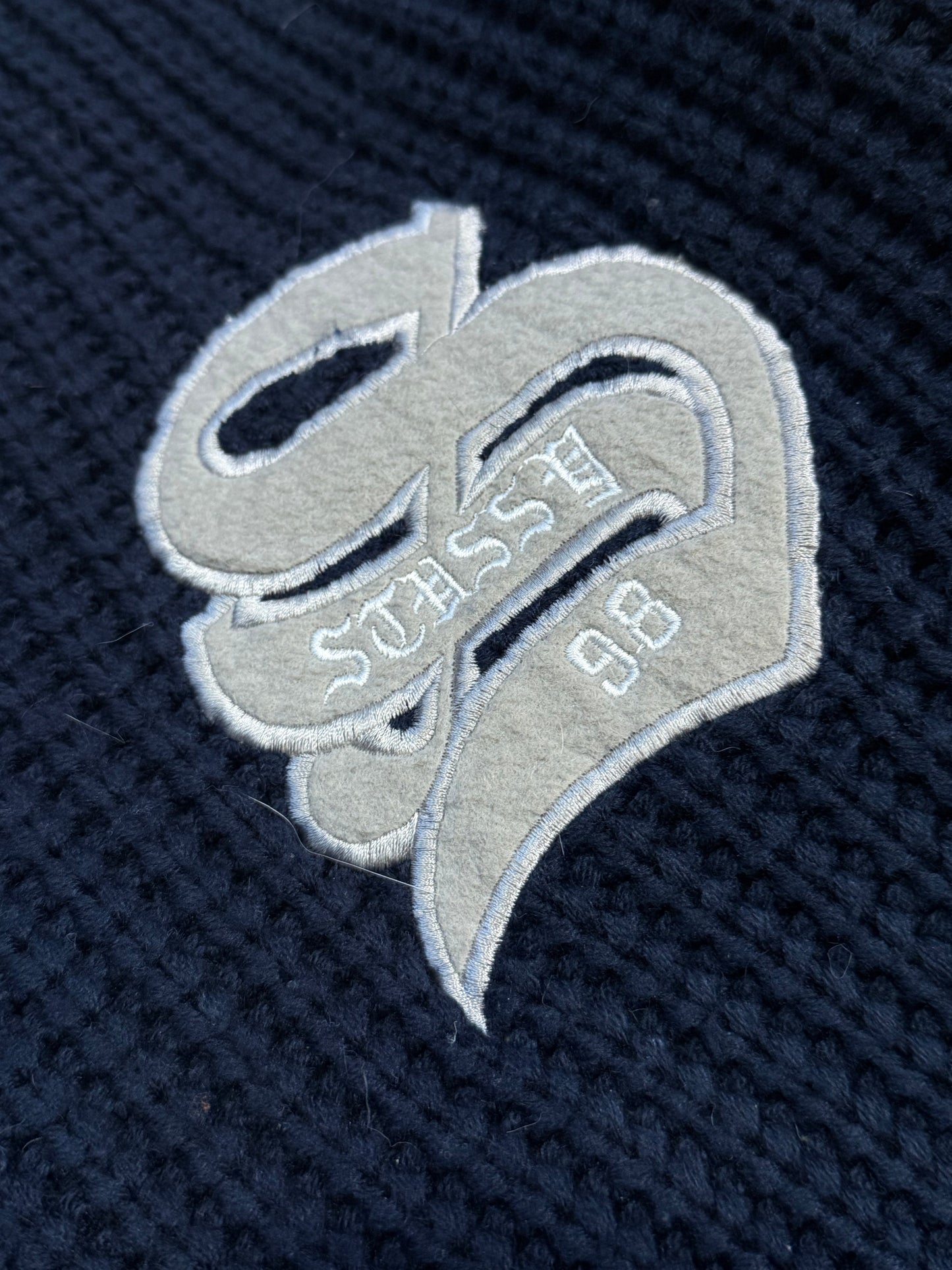 Stüssy 99-03 Spellout Embroidered Cable Knit L | Default Title, Red