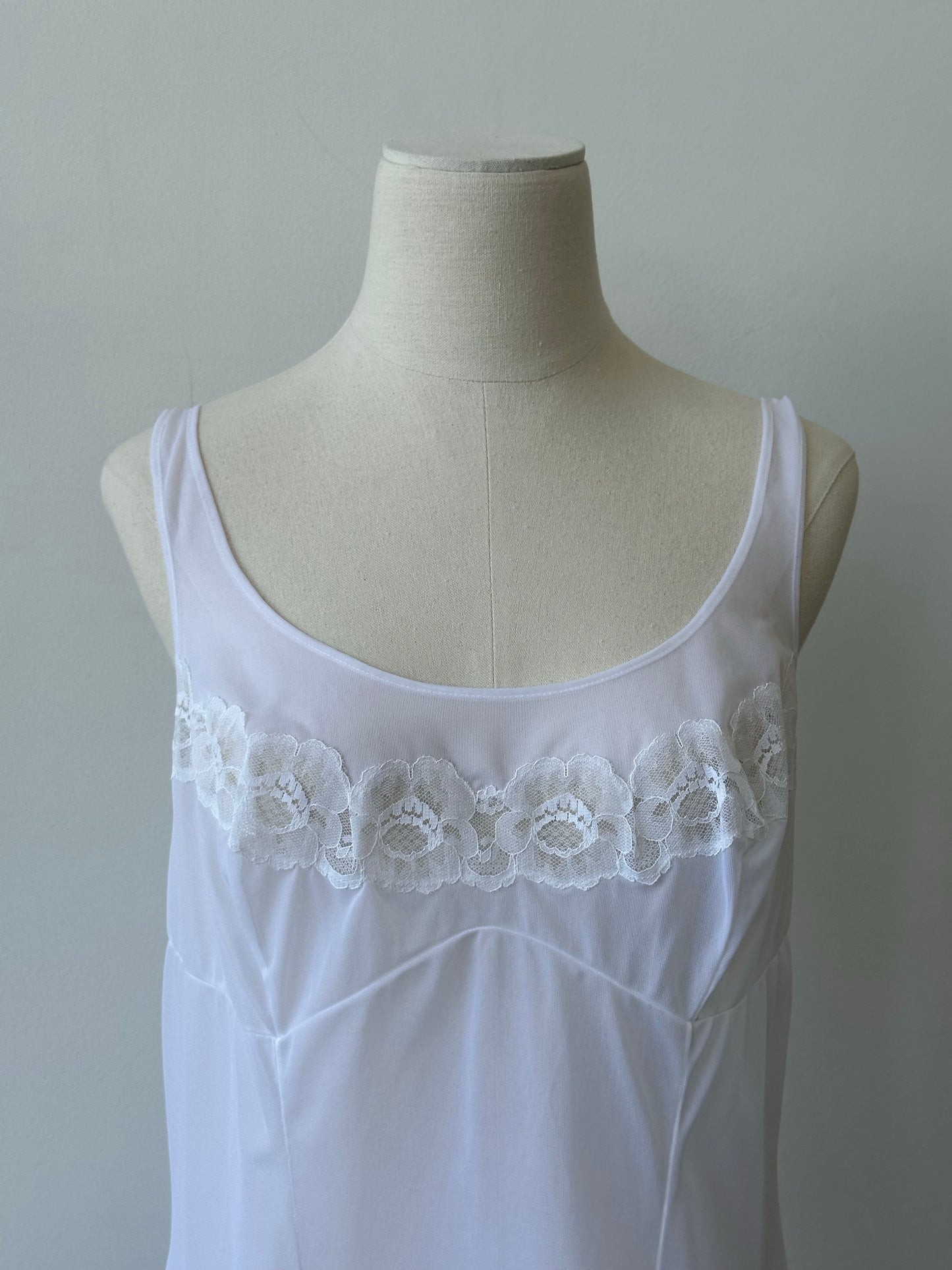 Italian Vintage 1990s Sheer Lace Sleeveless Dress - L