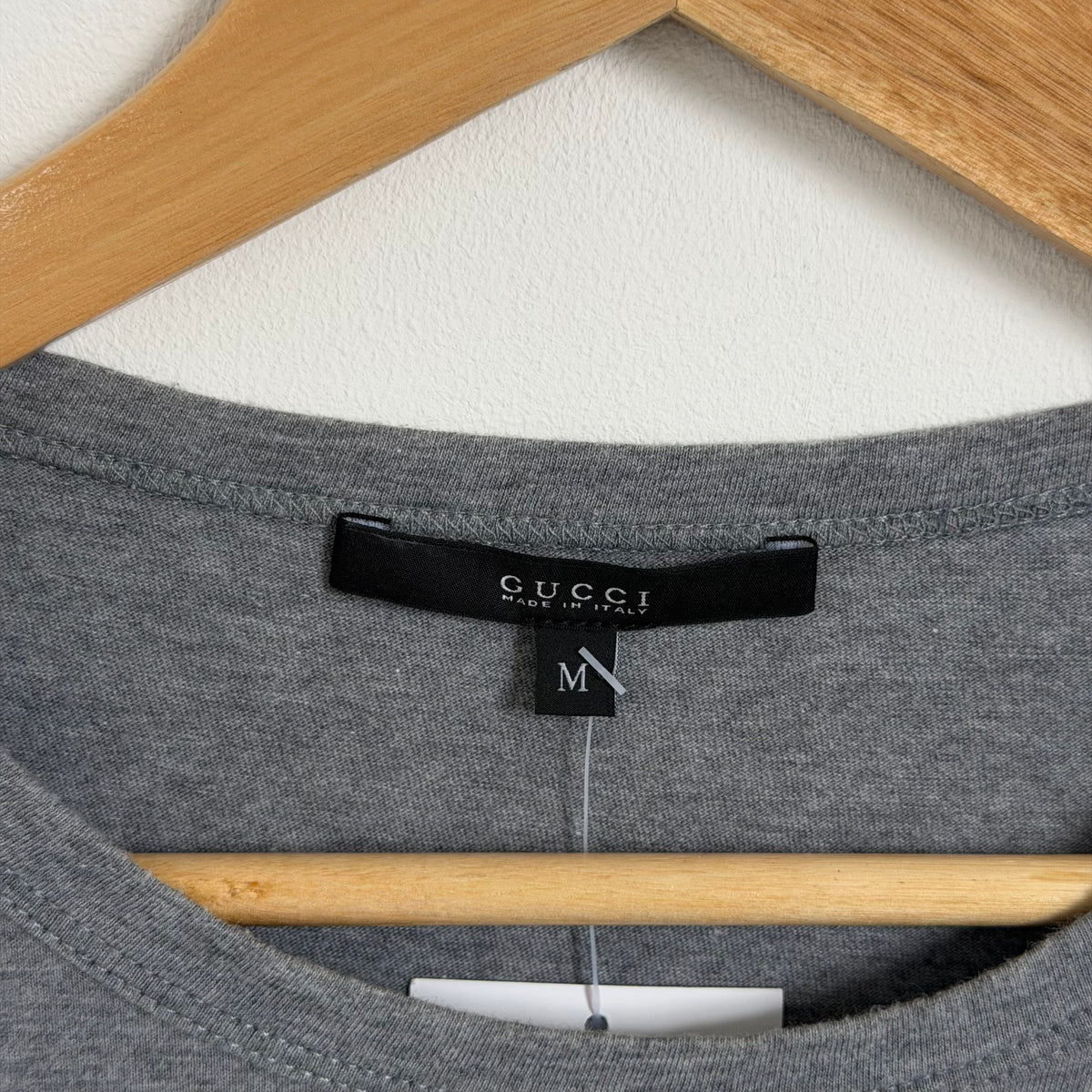 2000s gucci by tom ford emblem tee | O/S, Gold