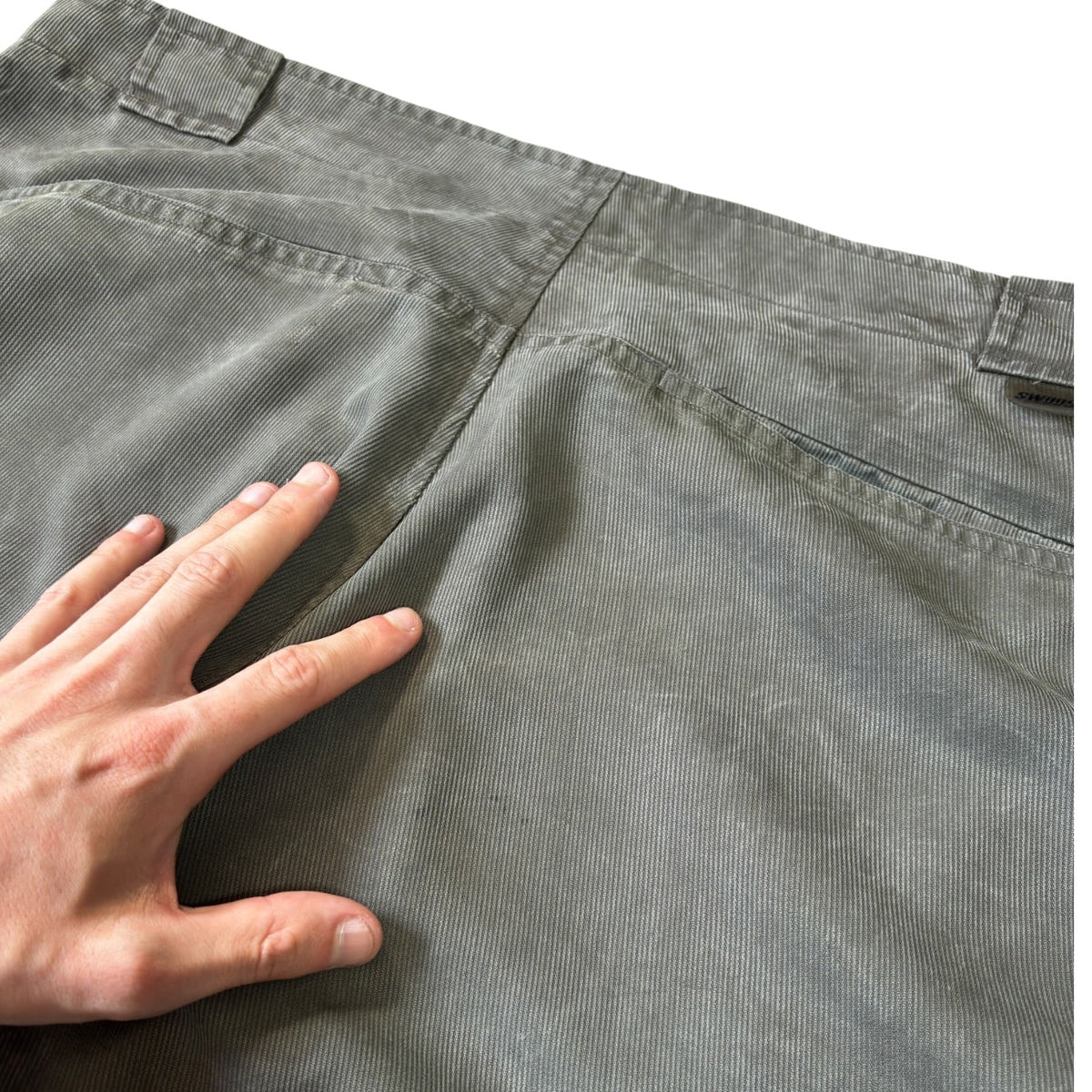 Nike Swoosh 00’s Mini Corduroy Utility Shorts W36 | W36, Multicoloured