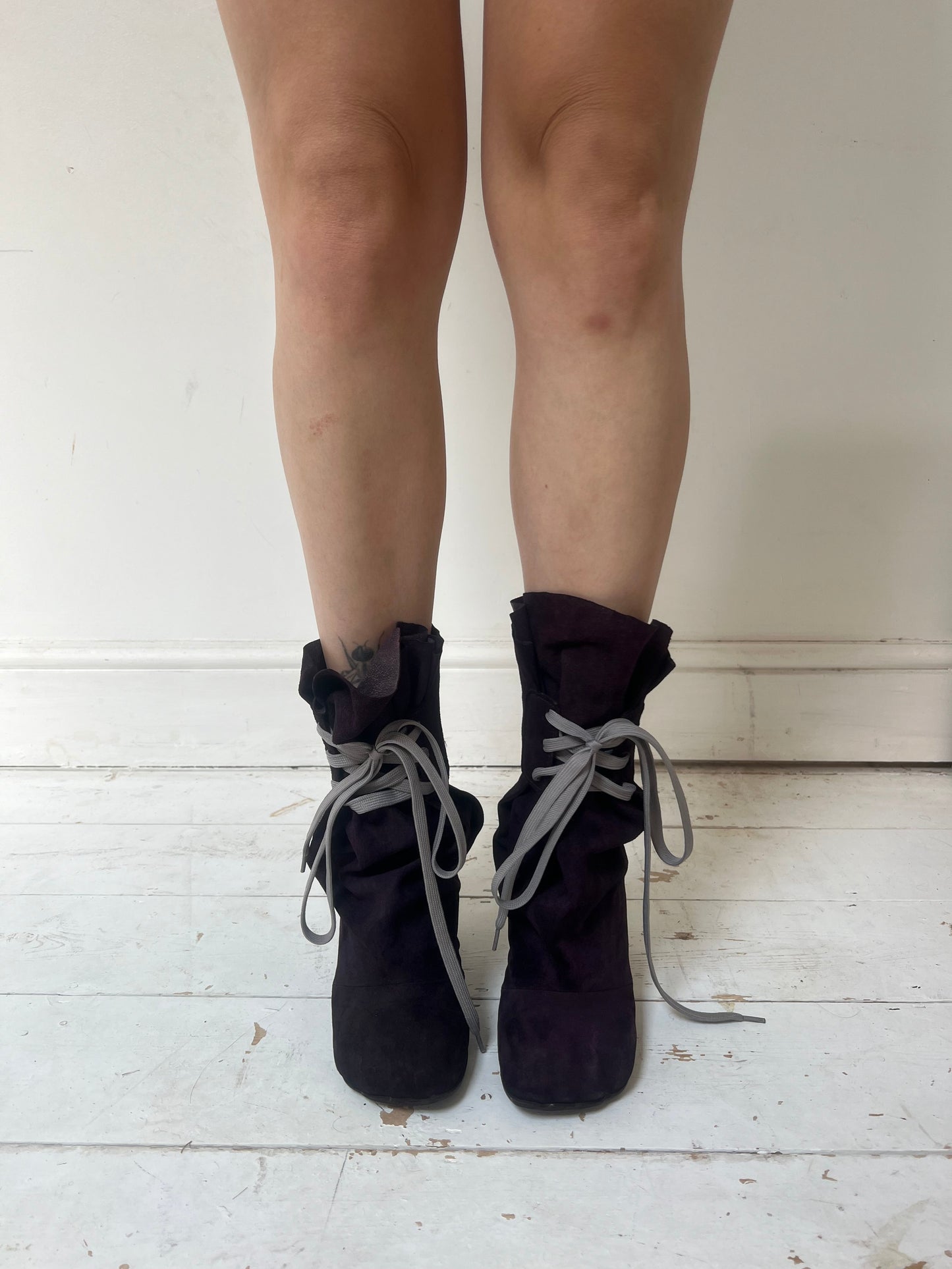 VIVIENNE WESTWOOD ANIMAL TOE SACK BOOTS (EU 38) | DEFAULT TITLE, Purple