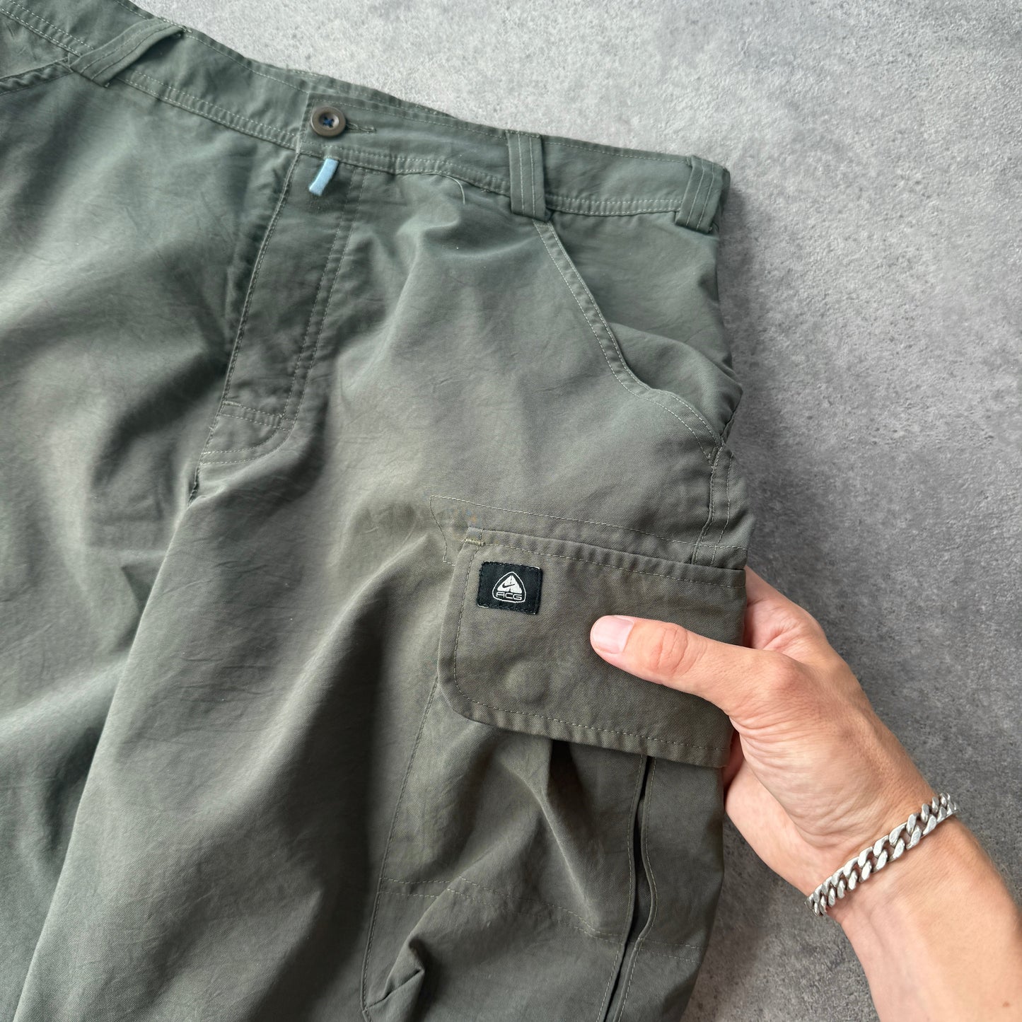 Nike ACG 2000s convertible technical cargo trousers (L)