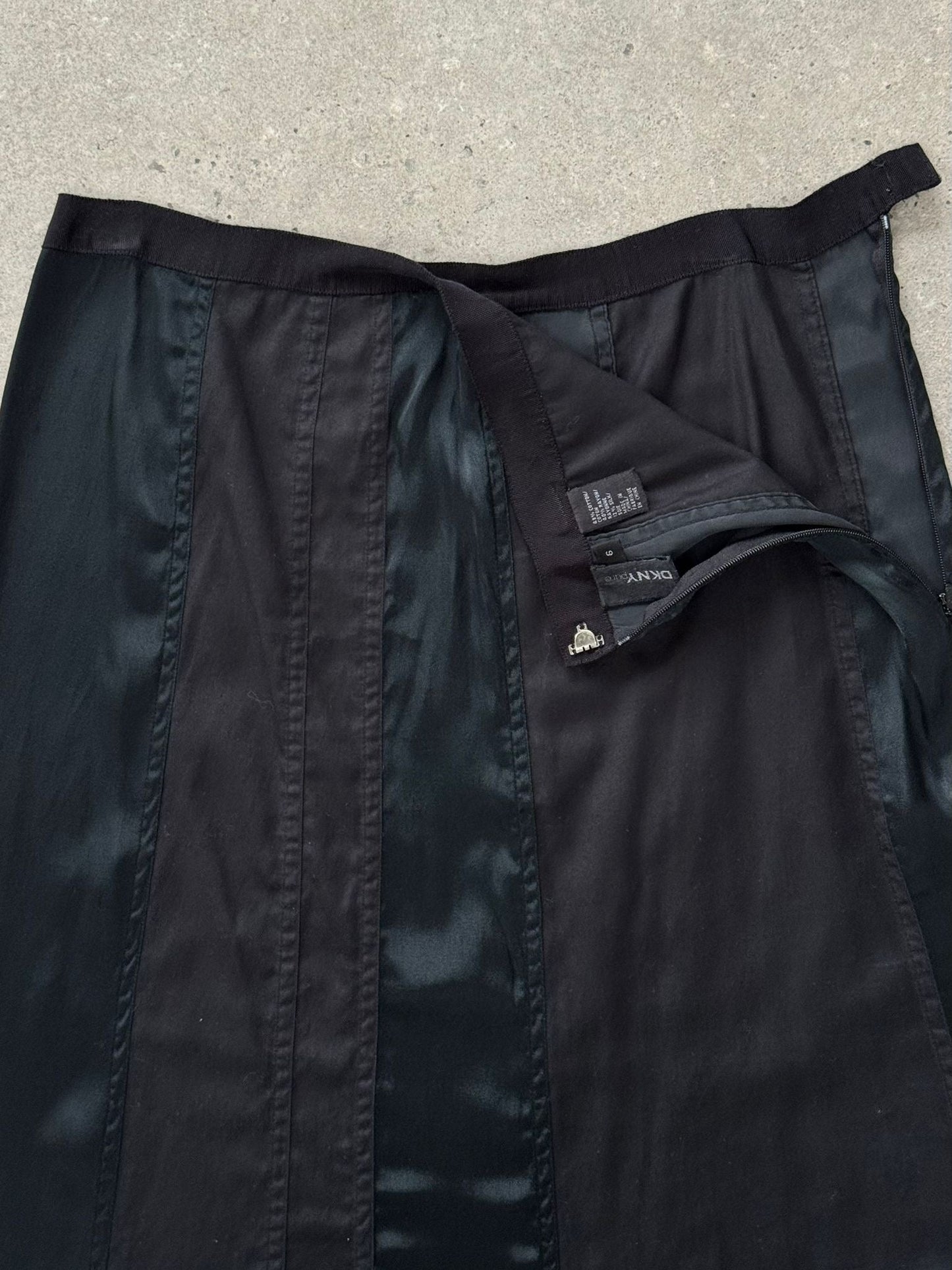 DKNY 2000s Cotton Panelled Skirt - W28