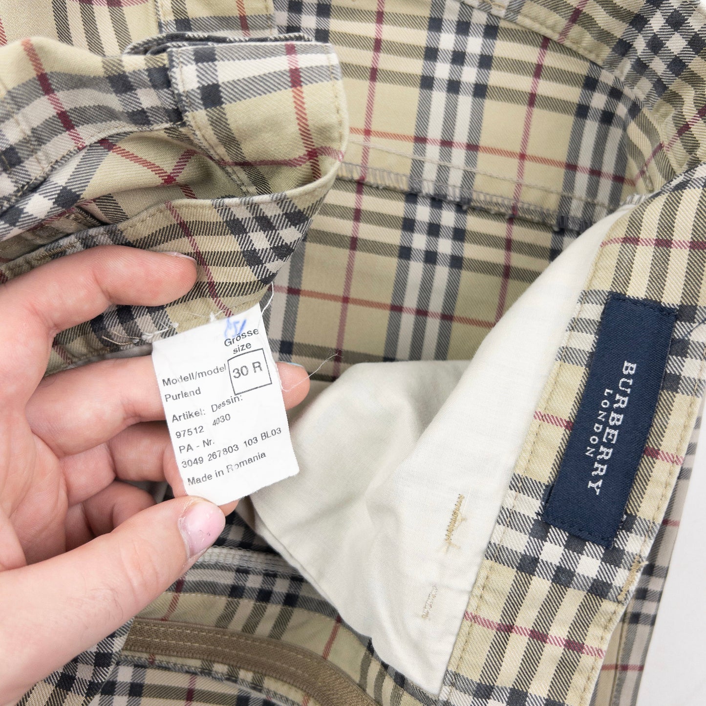 Vintage 2000s Burberry Nova Check Trousers Size W29 | W29, Beige