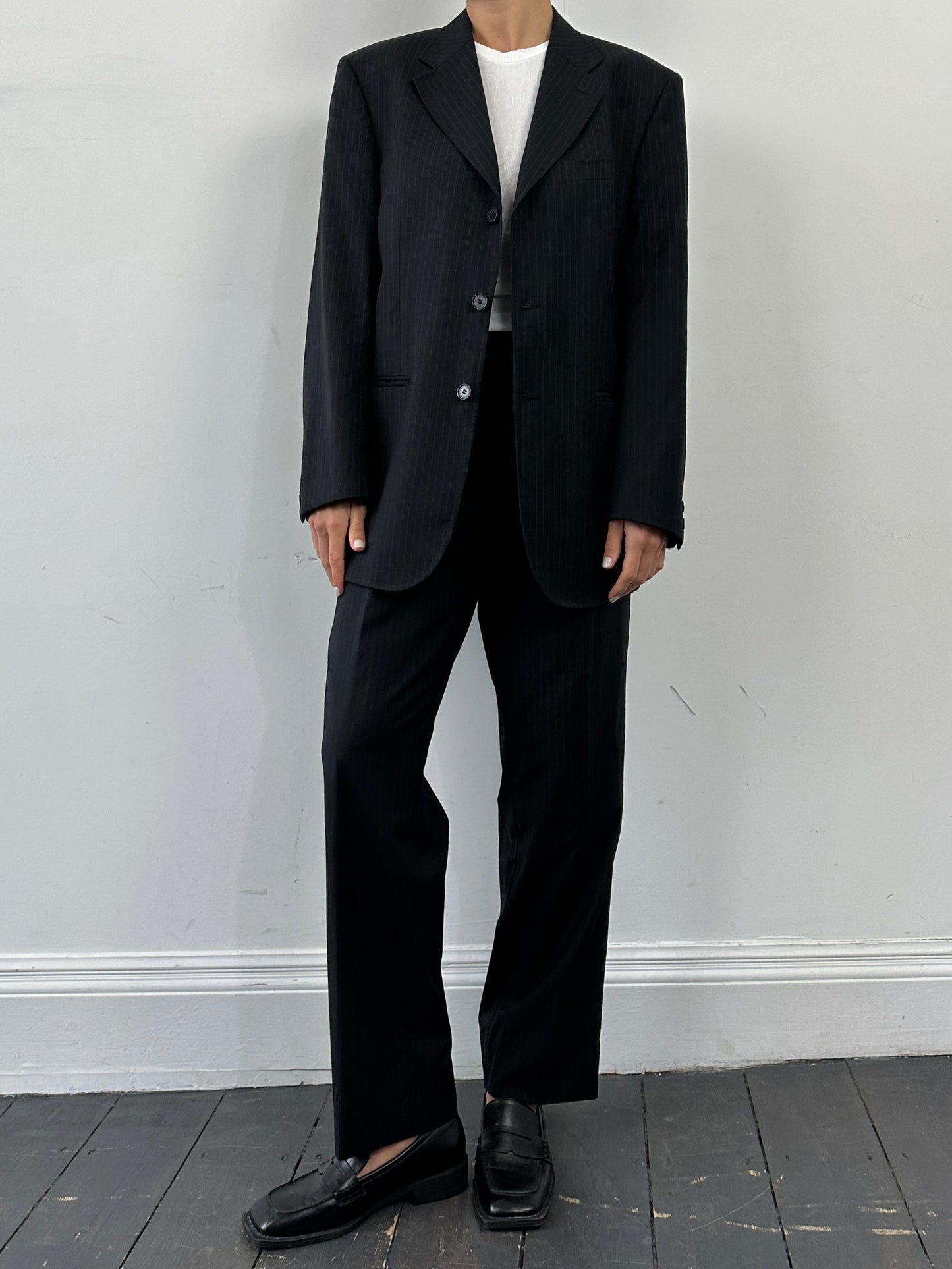 Gianfranco Ferre Pinstripe Pure Wool Single Breasted Suit - 42R/W36