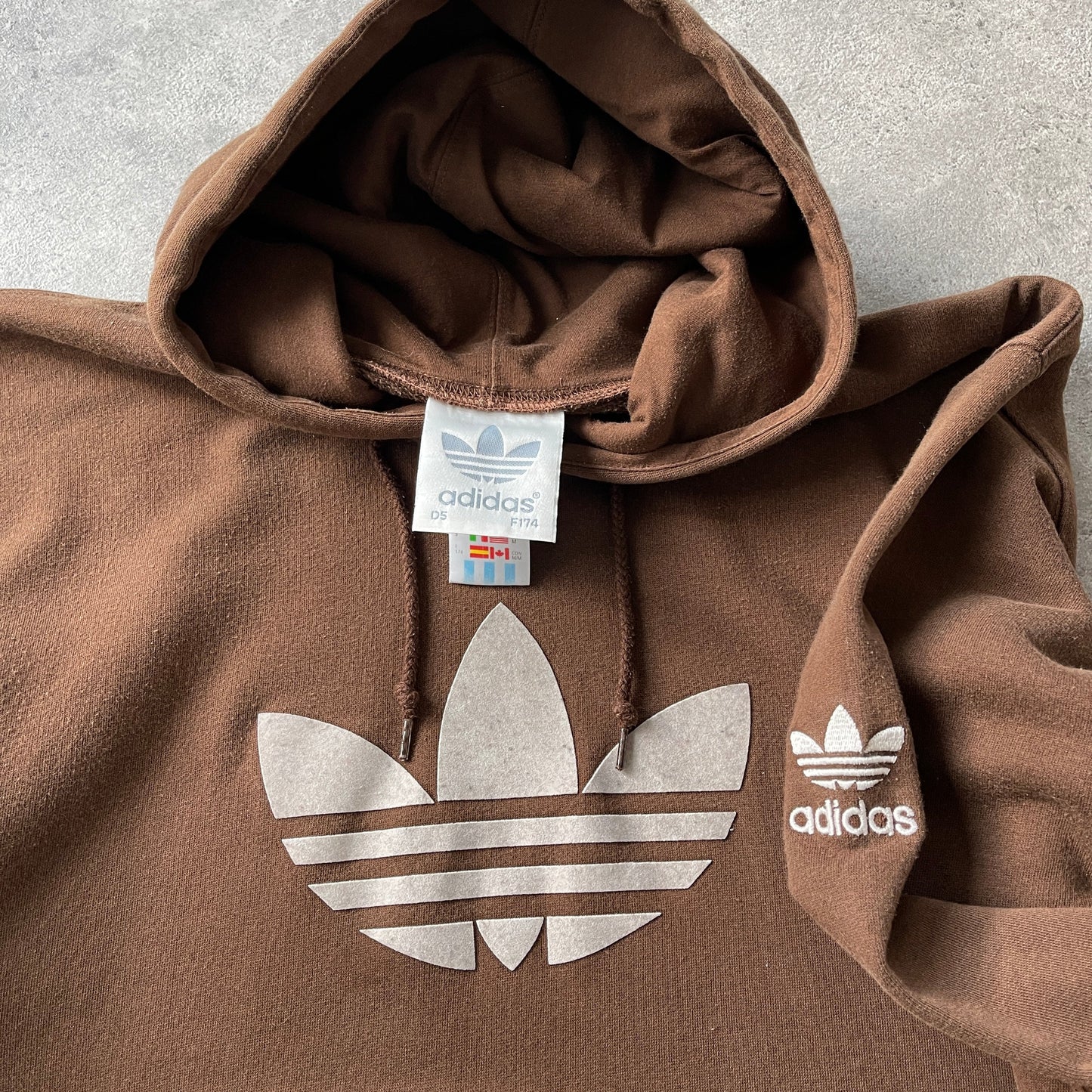 Adidas 1999 heavyweight embroidered hoodie (M)