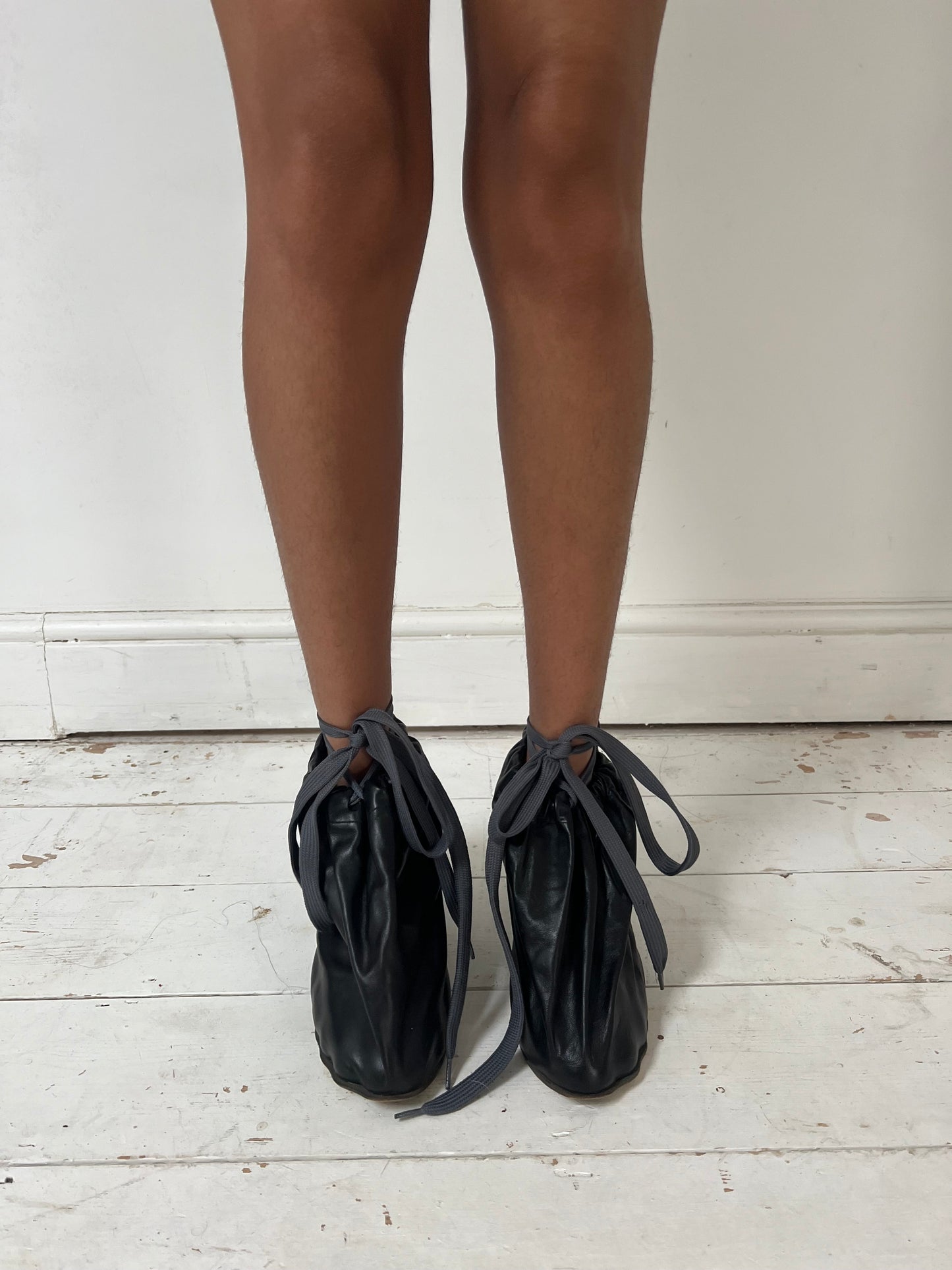 VIVIENNE WESTWOOD LEATHER SACK BOOTS (EU 39) | DEFAULT TITLE, Black