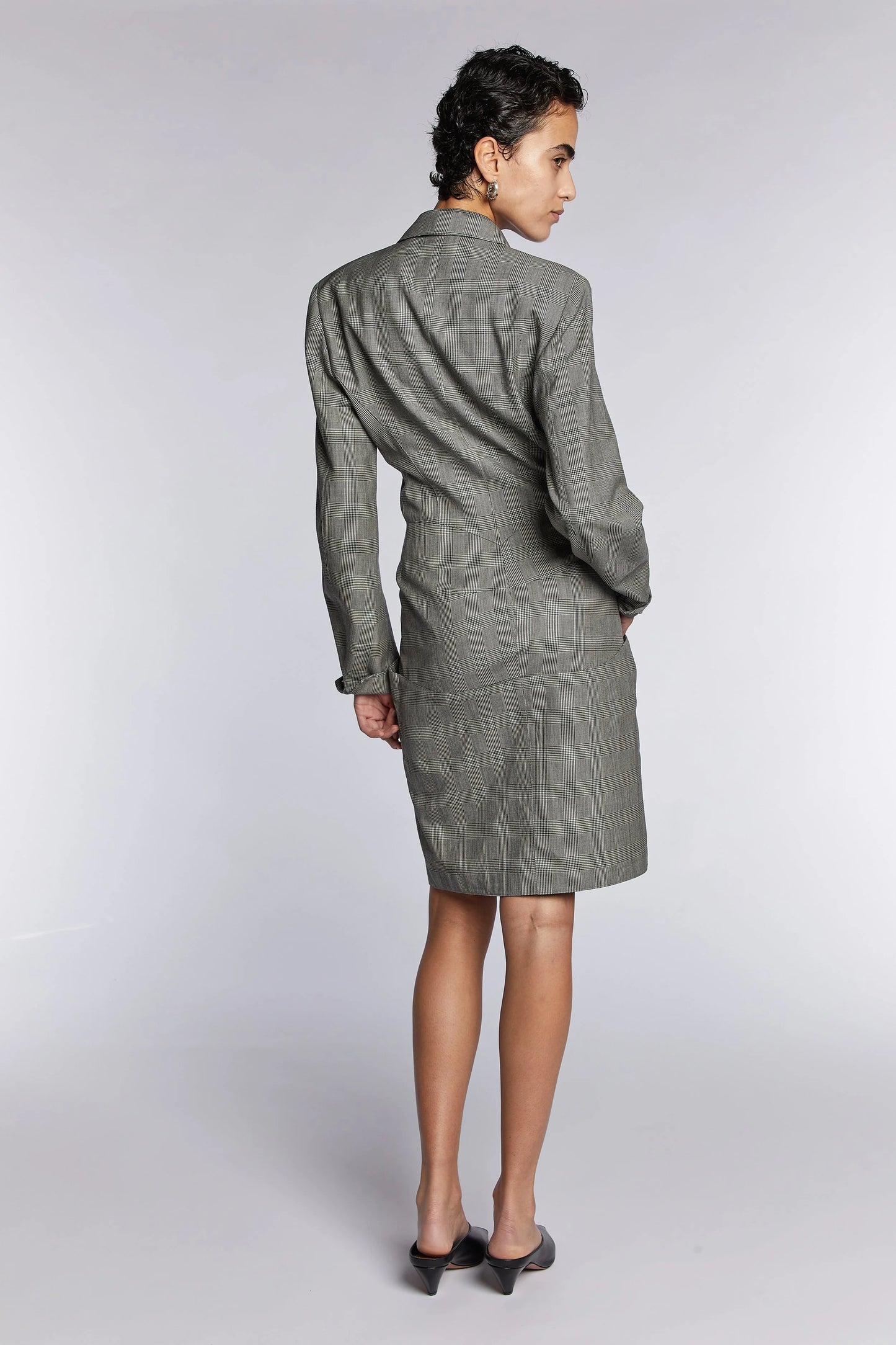 https://images.squarespace-cdn.com/content/v1/647deca2e9dd1d6177bd43cb/217b974c-b4da-4715-9c95-afa45e6b010b/ALCHKDRESS_+17.jpg