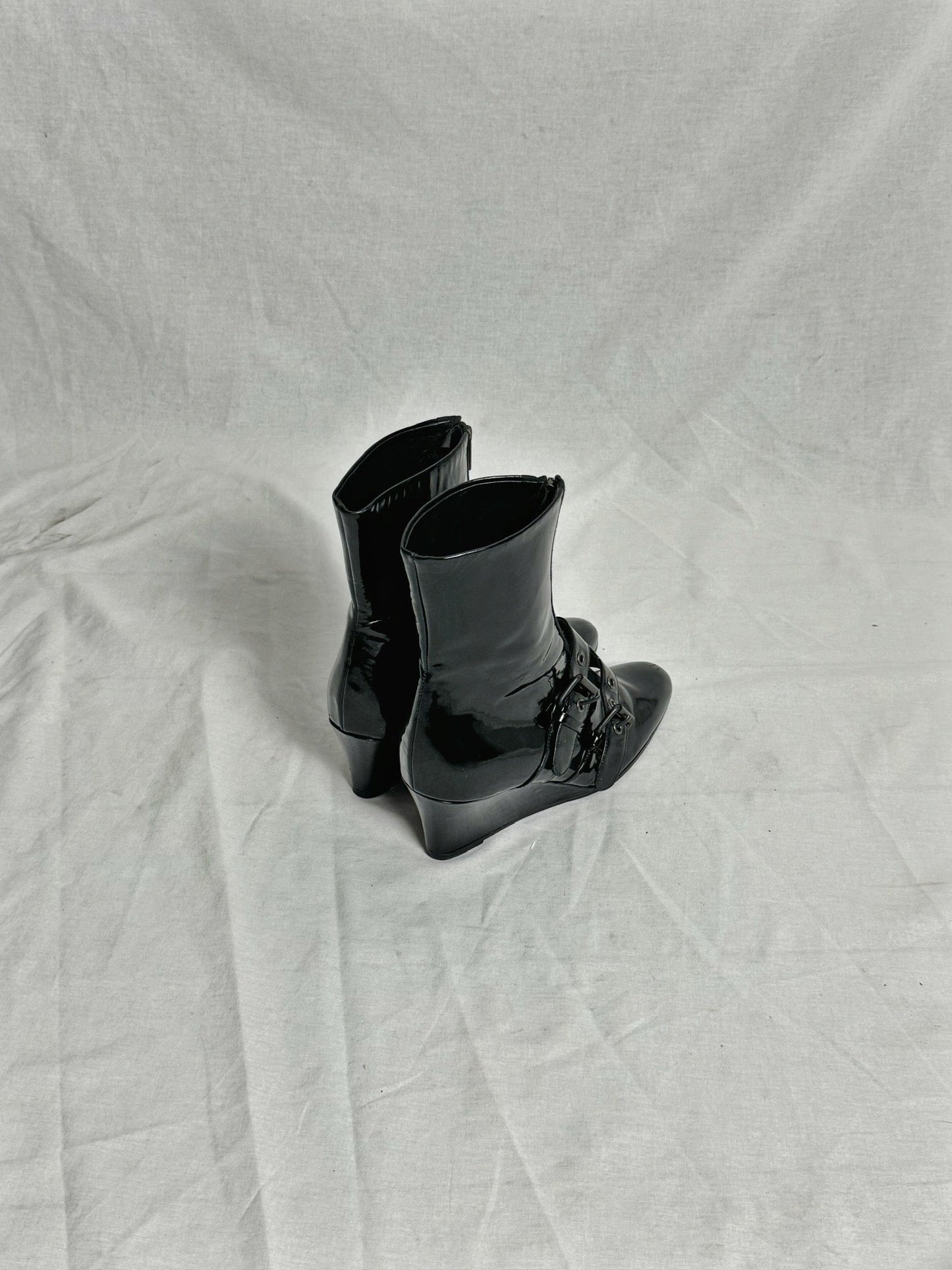 HELMUT LANG CUBAN WEDGE BOOT (EU 41) | DEFAULT TITLE, Black