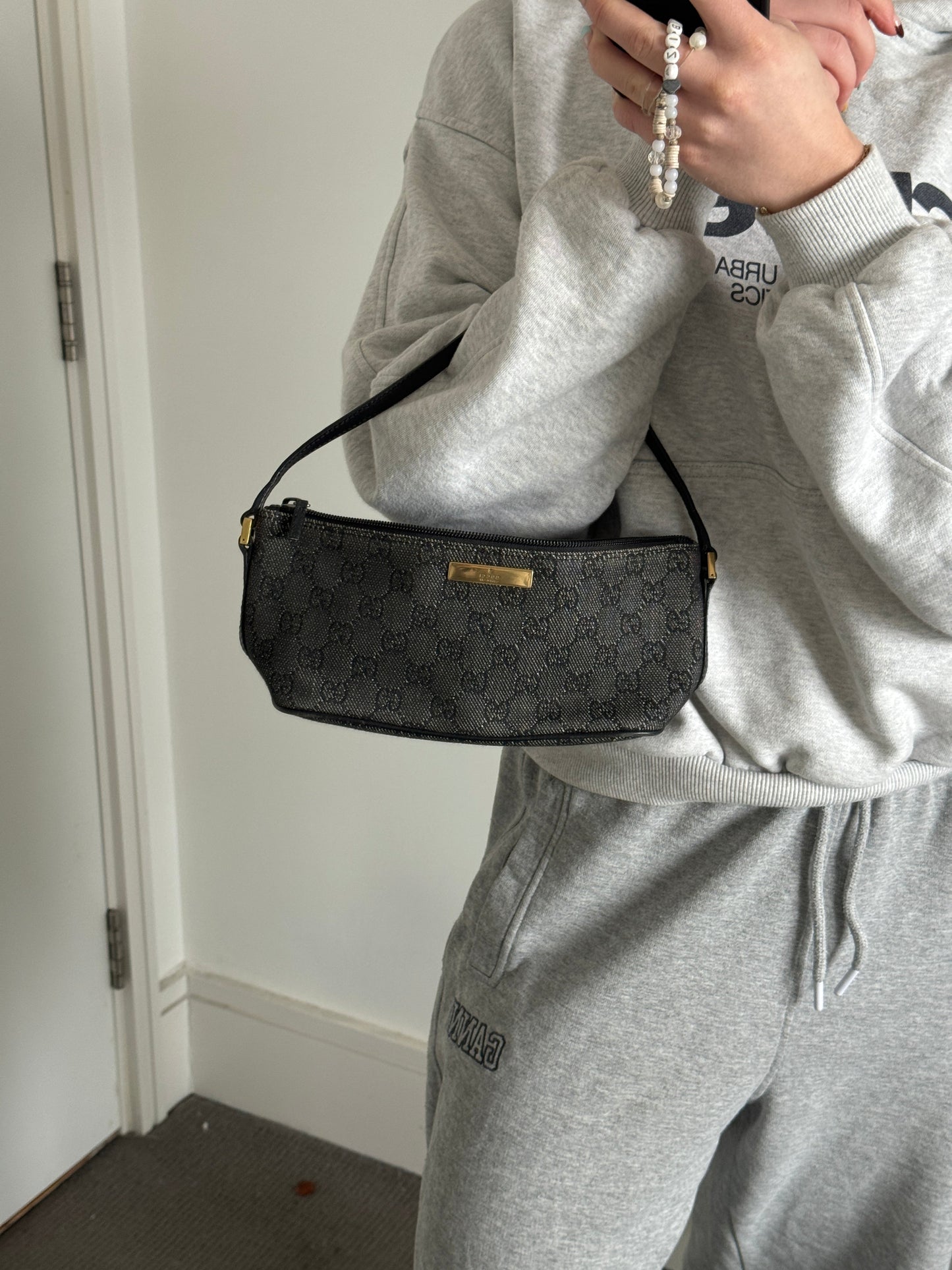 https://cdn.shopify.com/s/files/1/0812/5268/0004/files/B05E0F9F-A107-46EB-93F2-FFE0BEB4B7B1.jpg?v=1774358281