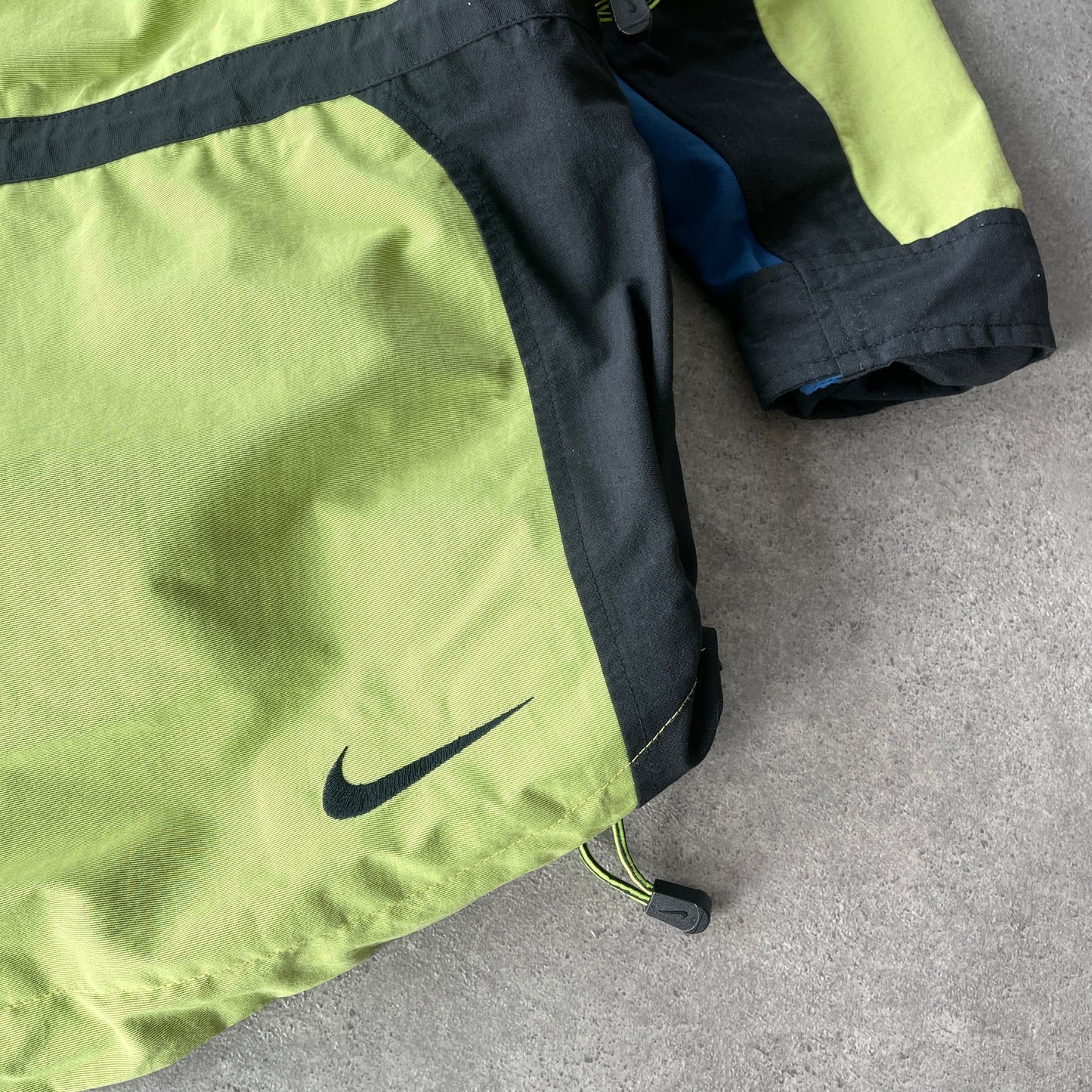 Nike ACG 1990s storm fit heavyweight waterproof technical jacket (XL)