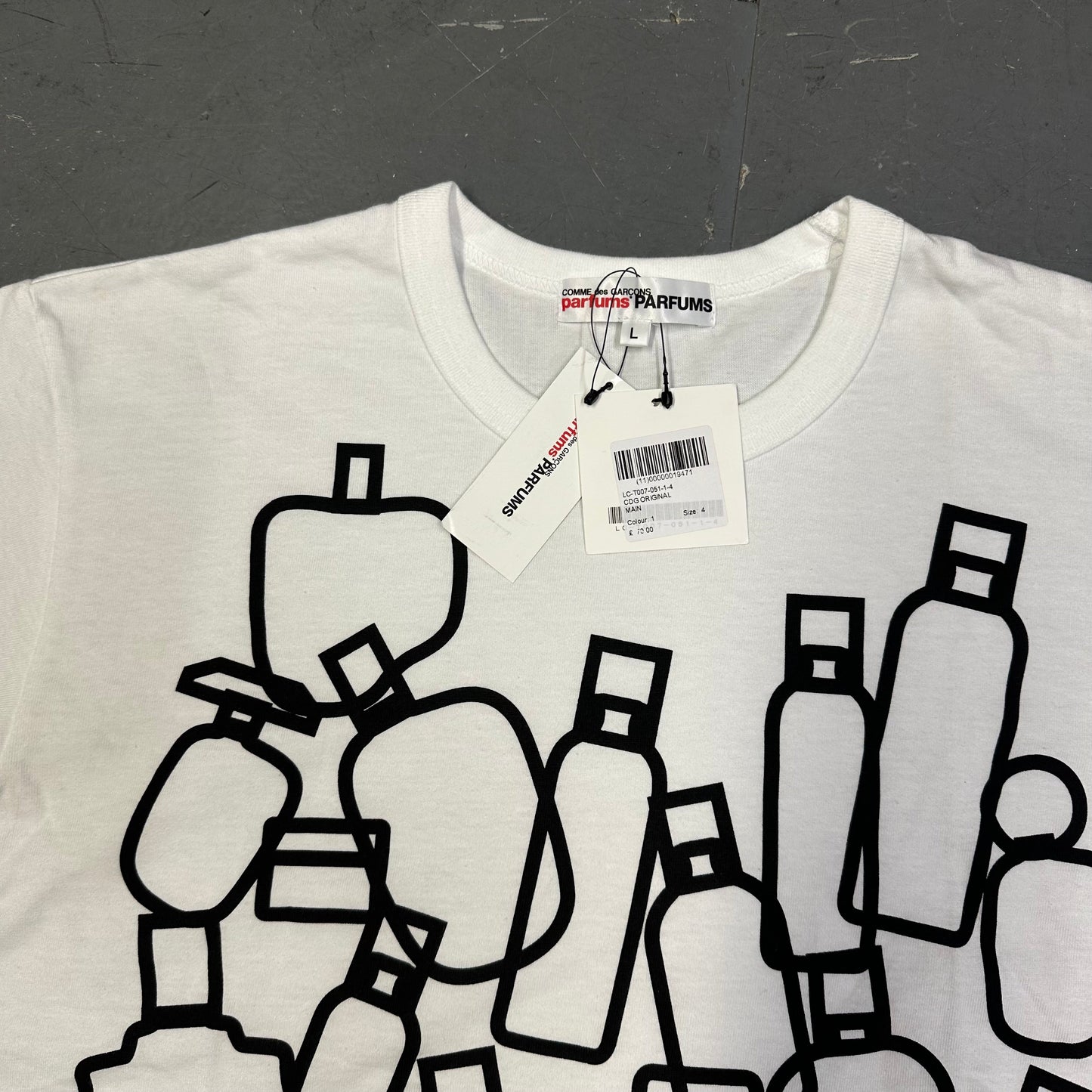 Commes Des Garçons Parfums T-Shirt In White ( L )