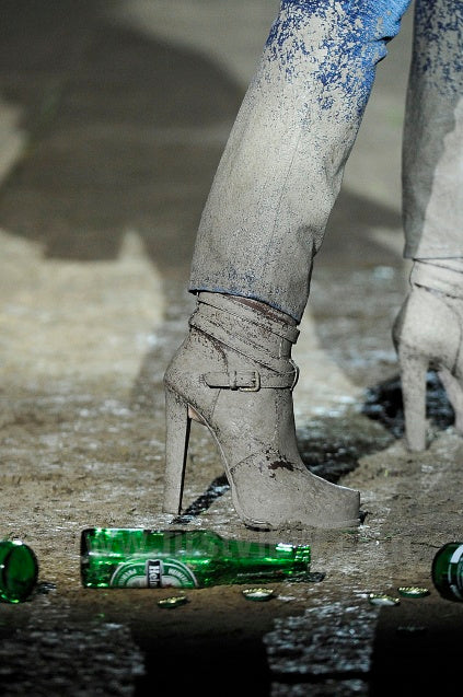 https://cdn.shopify.com/s/files/1/0608/1367/2525/files/Dsquared2_SS12.jpg?v=1767795211