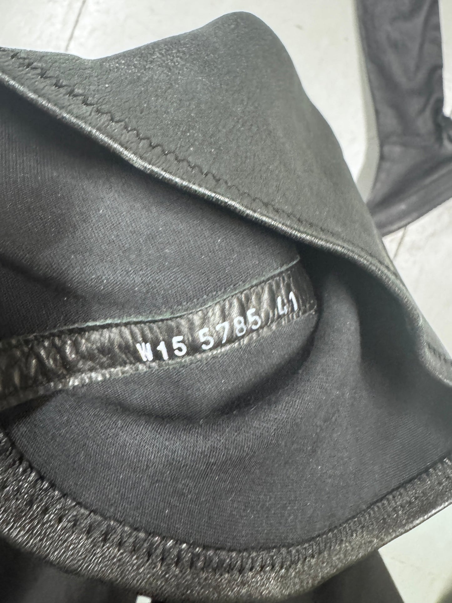 https://cdn.shopify.com/s/files/1/0909/3598/4473/files/E8BA124E-6B8C-4FA0-B785-6B930E35E3F5.jpg?v=1767367552