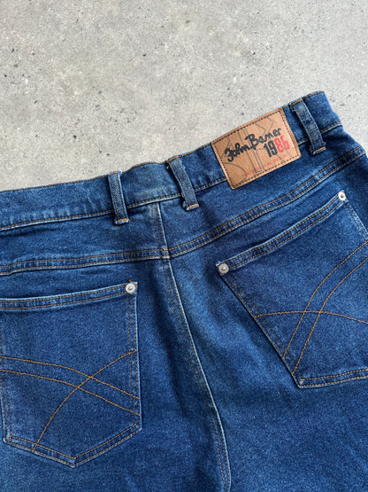 Vintage High Waisted Straight leg Denim Jeans - W32