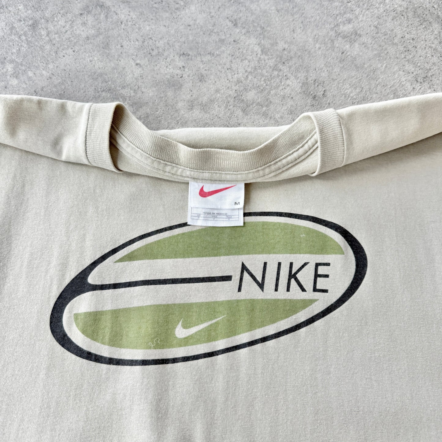 Nike 1990s heavyweight graphic logo t-shirt (M)