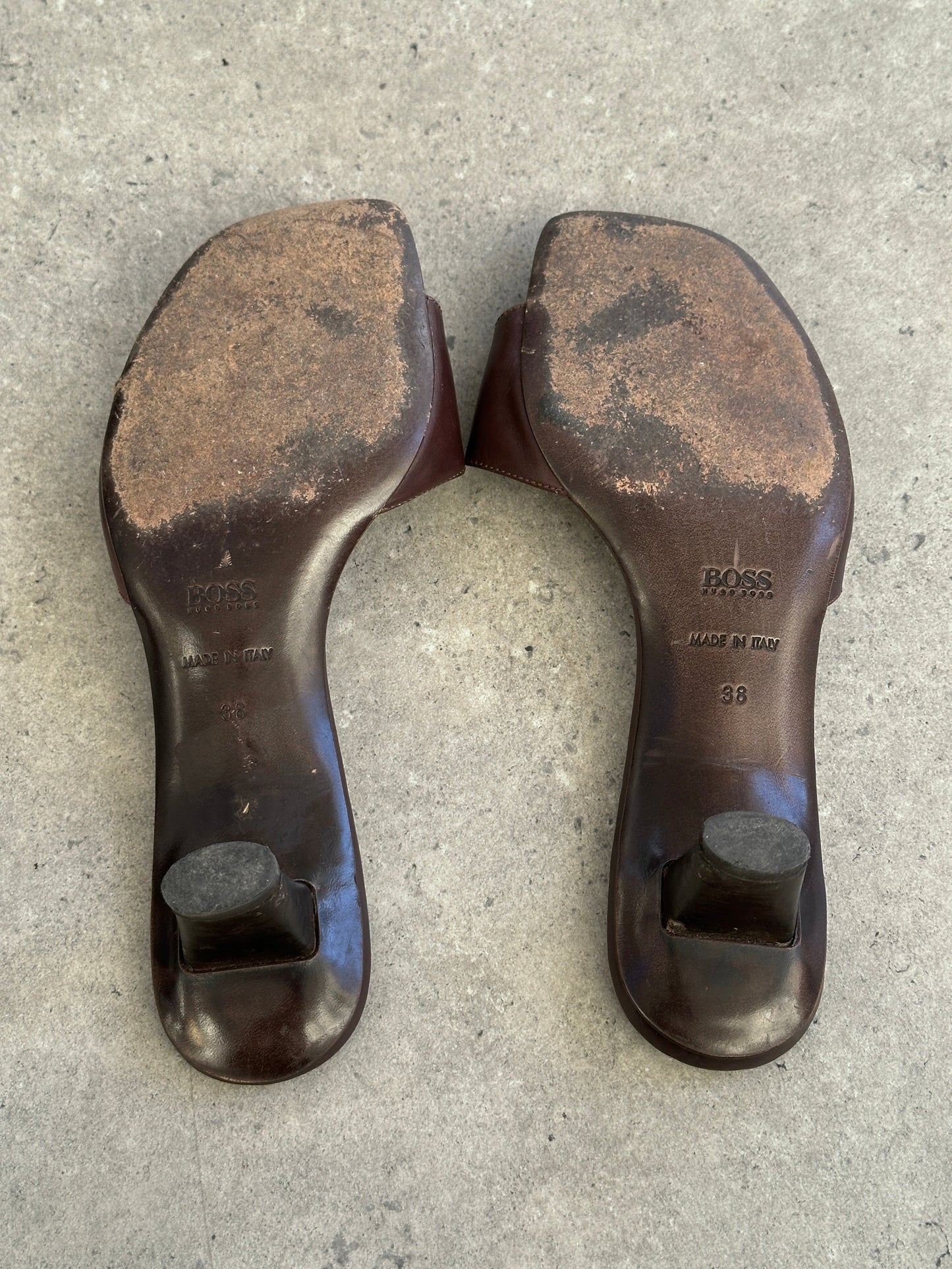 Hugo Boss Leather Mules - UK 5 / EUR 38