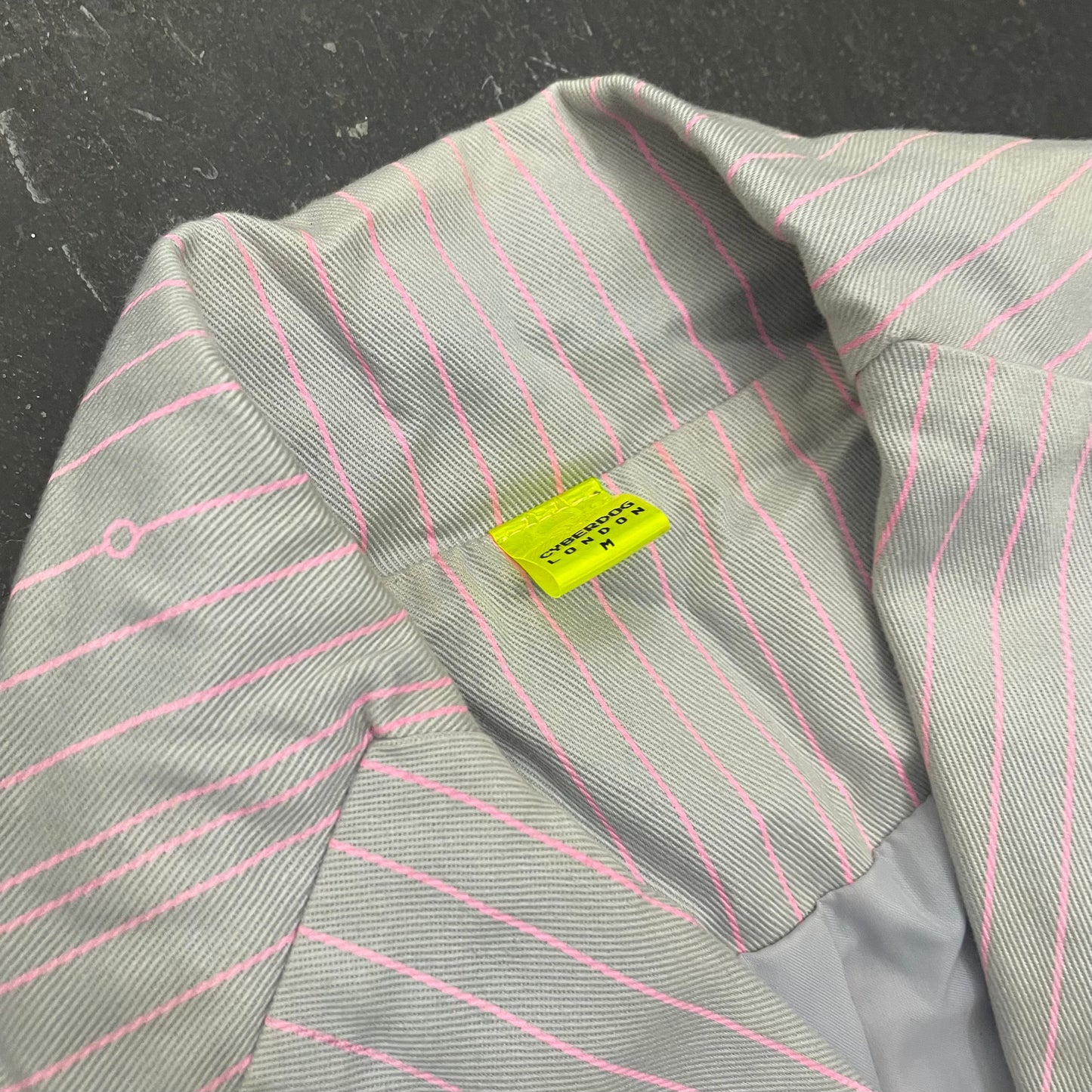 https://cdn.shopify.com/s/files/1/0909/3598/4473/files/FullSizeRender_698f23d9-8ecb-42ef-92b5-4f05175816d7.heic?v=1737149829