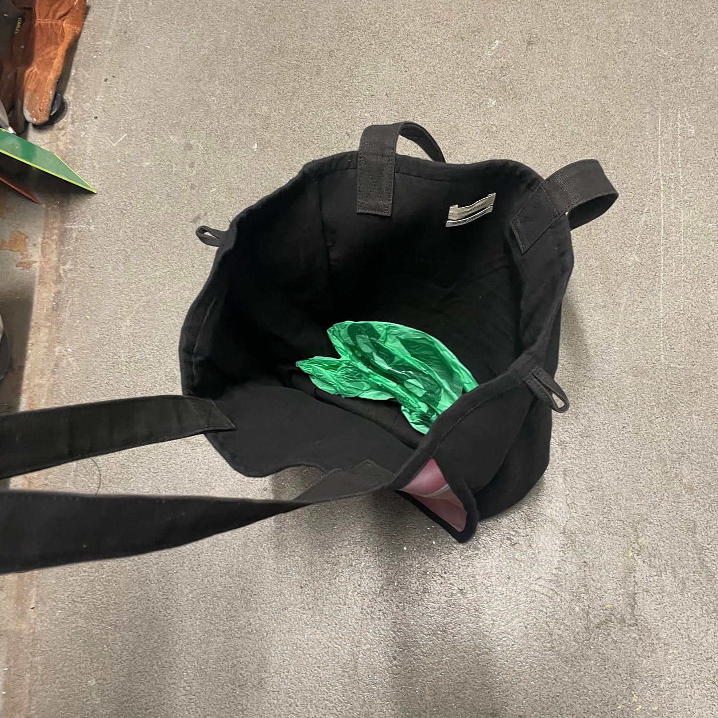 https://cdn.shopify.com/s/files/1/0909/3598/4473/files/FullSizeRender_98fa7a23-2d93-4540-a677-4e01c8cdee69.heic?v=1736189359