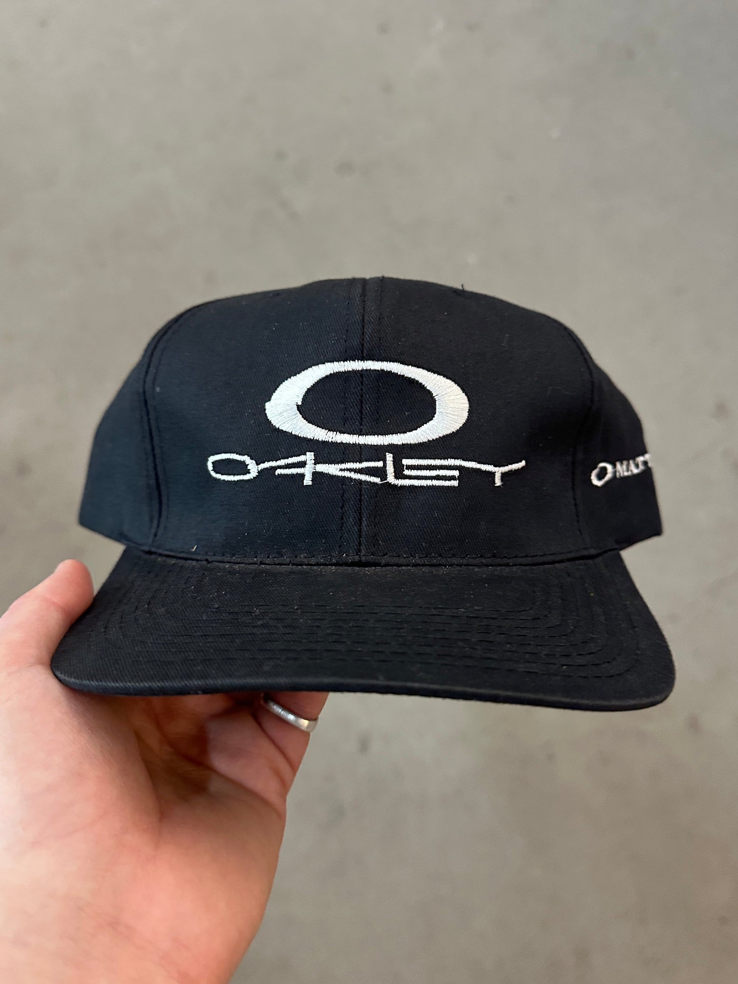 90’s Oakley Cap