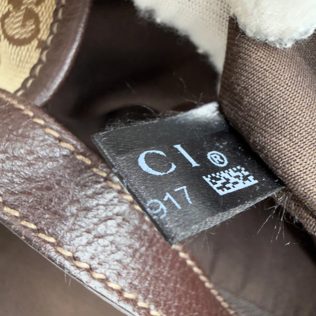 https://cdn.shopify.com/s/files/1/0564/9376/8855/files/Gucci_Shopper_Abbey_monogram_beige_16.webp?v=1782909170