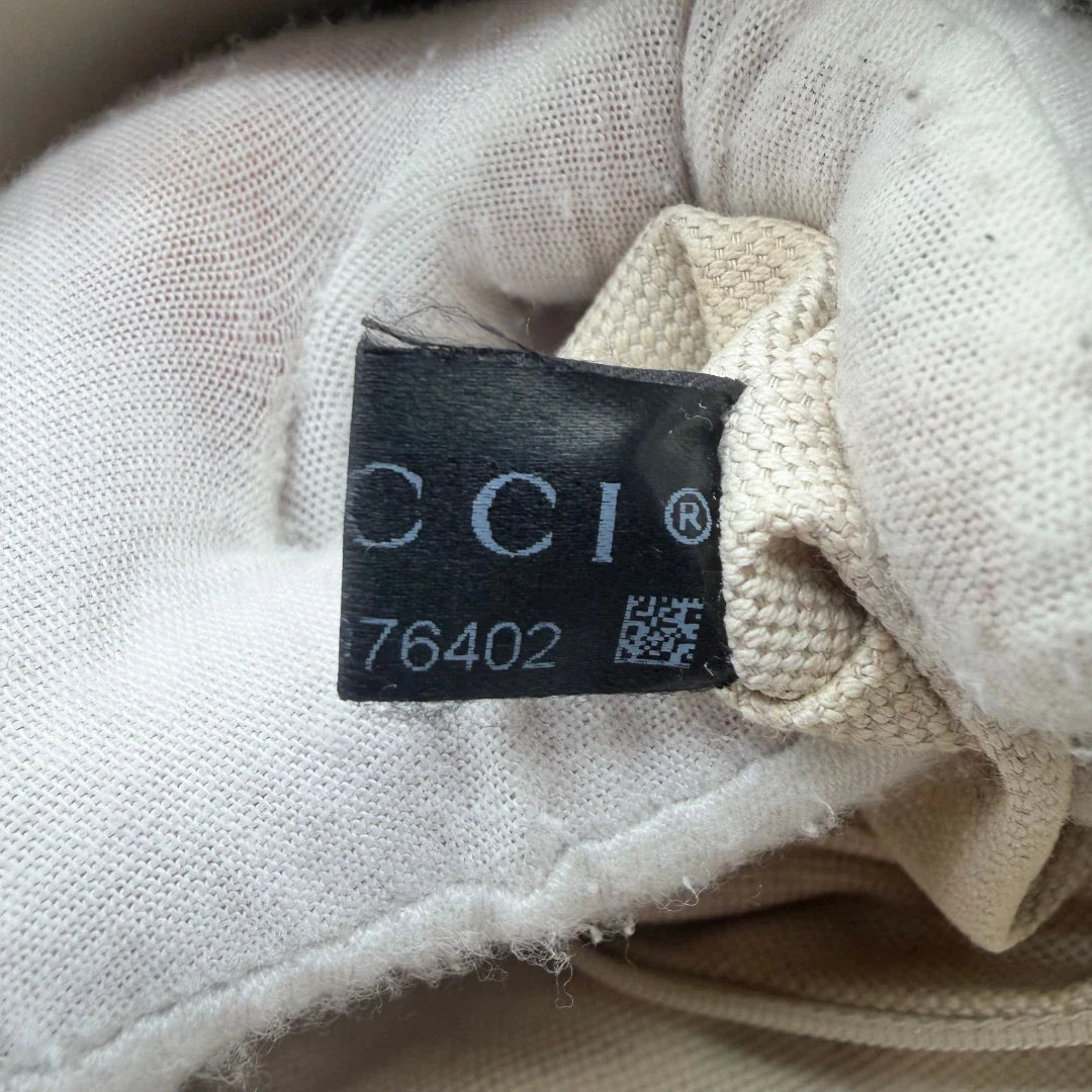 https://cdn.shopify.com/s/files/1/0564/9376/8855/files/Gucci_Shopper_Sukey_monogram_beige_vintage_GG8449.webp?v=1781108879