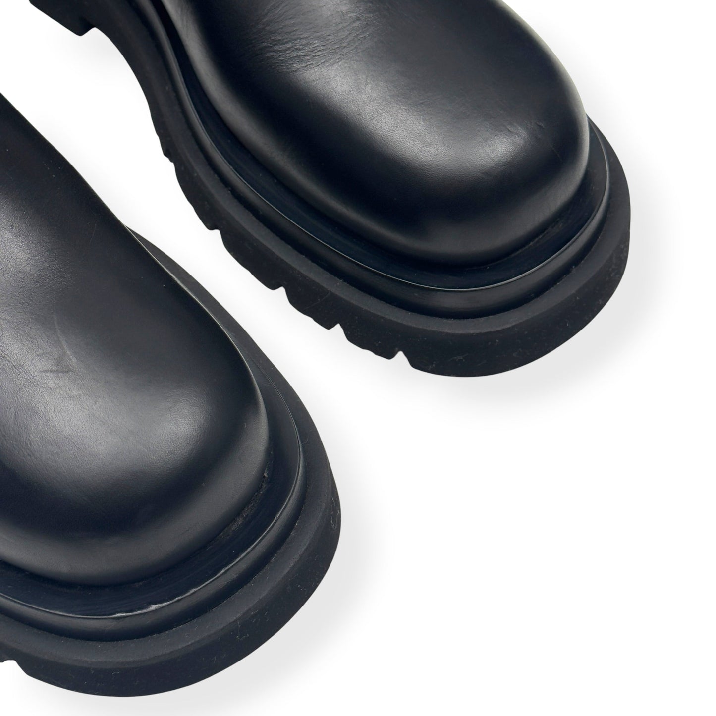 BOTTEGA VENETA LUG LEATHER CHELSEA BOOTS BLACK 37.5 / UK4.5 | UK 4.5, Black