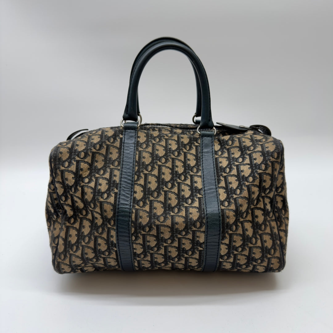 https://cdn.shopify.com/s/files/1/0564/9376/8855/files/IMG_0732.jpg?v=1783524300