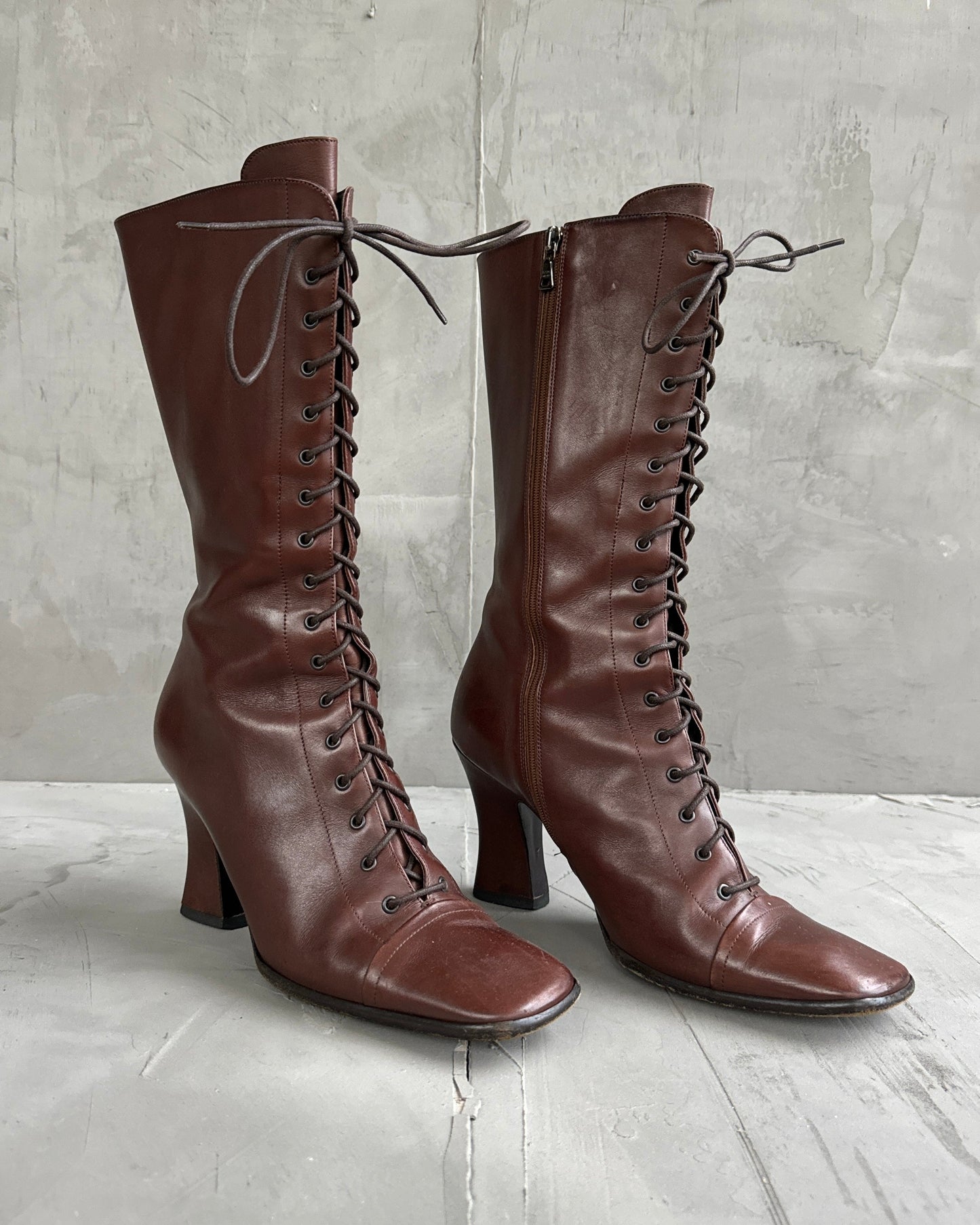 Prada FW01 Lace Up Victorian Leather Boots - EU40