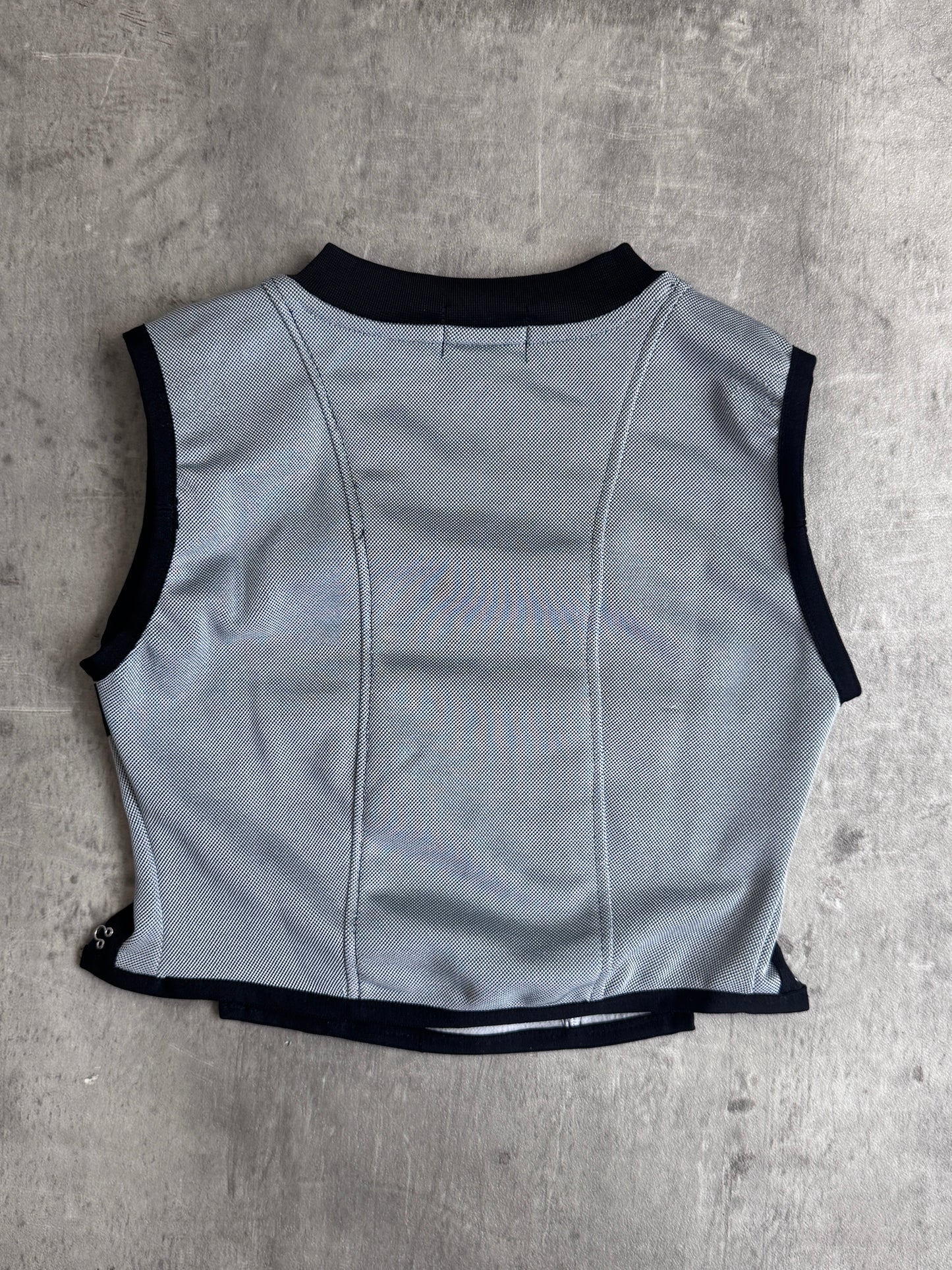 VT Rework : Nike Hook Clasp Crop Top