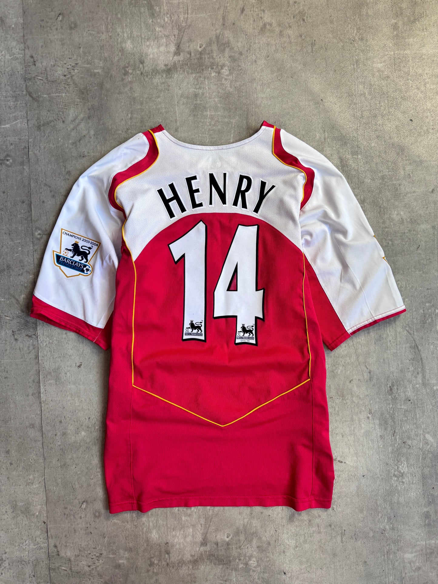 2002/2003 Arsenal x Nike "Henry 14" Home Football Shirt