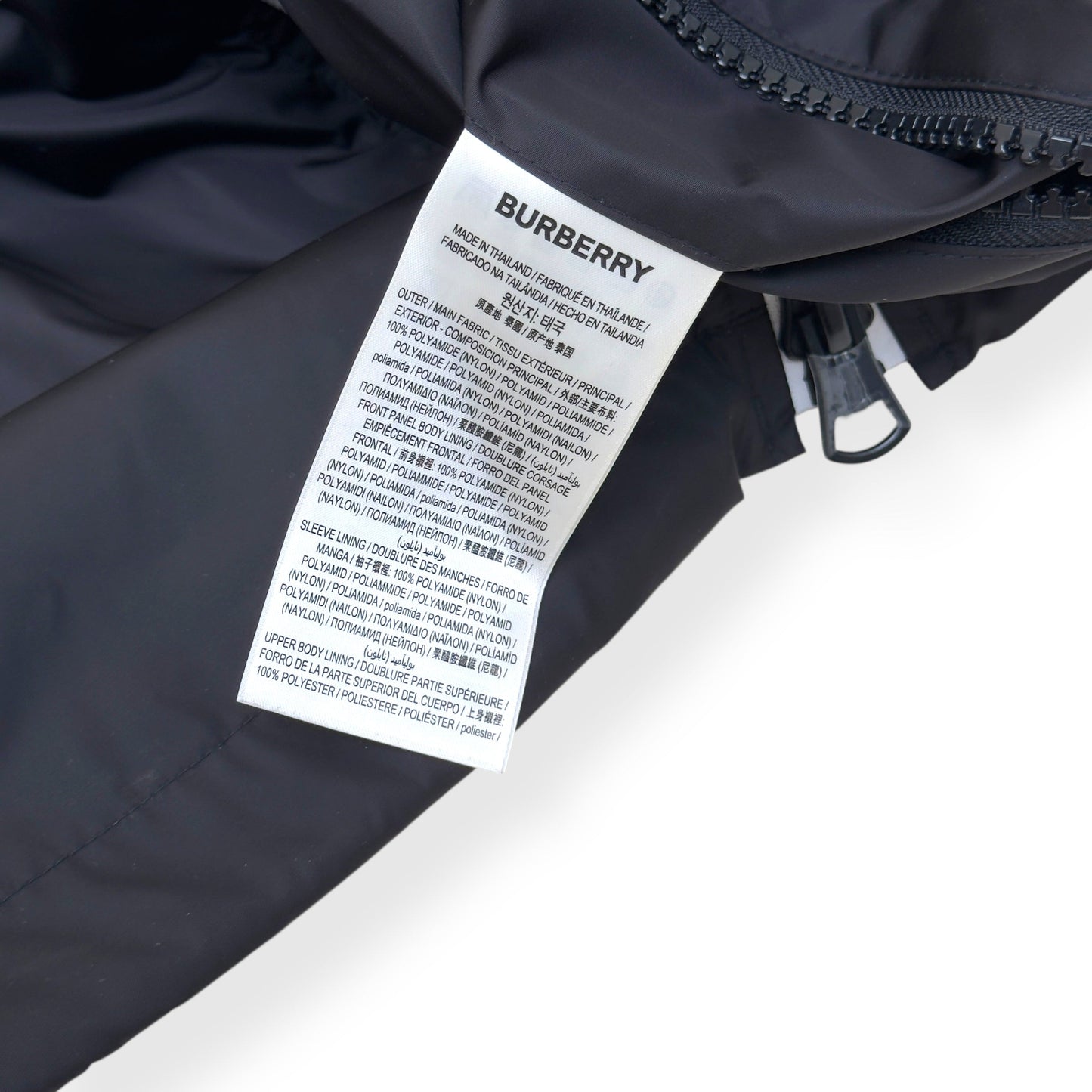 BURBERRY LOCATION PRINT HOODED WINDBREAKER JACKET BLACK M | Medium, Black
