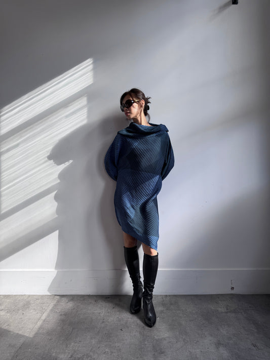 S/S 2004 Issey Miyake Blue Tonal Curve Pleated Midi Dress | Large, Blue