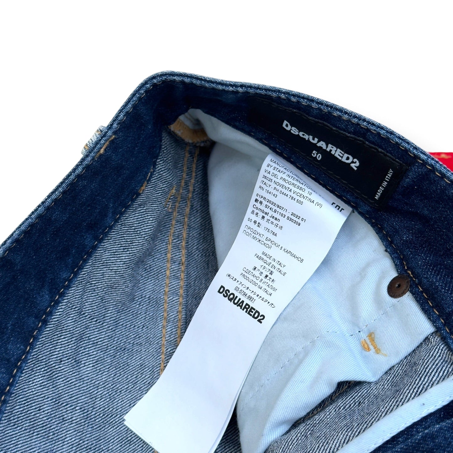 DSQUARED2 CROPPED CANADIAN FLAG GRAFFITI DENIM JEANS BLUE / RED / BEIGE 50 / L | Large, Multicoloured
