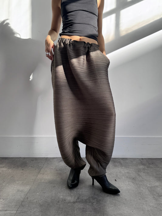 S/S 2006 Issey Miyake Pleats Please Lantern Pleated Harem Trousers FA276: SD284(01) | Small, Brown