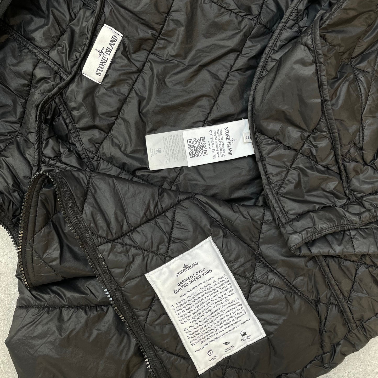 Stone Island Black Quilted Micro Yarn Hooded Jacket | Small, Black