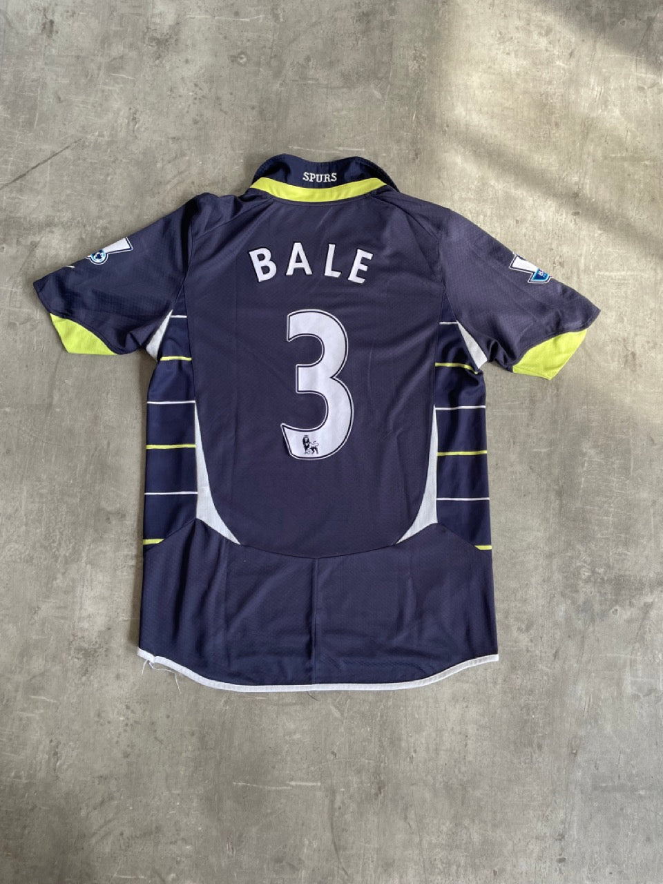 2010/2011 Puma x Tottenham Hotspur "Bale 3" Away Football Shirt