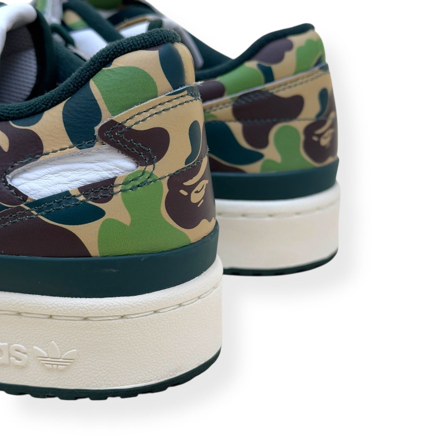 ADIDAS X BAPE FORUM 84 LOW ‘30TH ANNIVERSARY’ SNEAKER GREEN UK10.5 | UK 10.5, Green