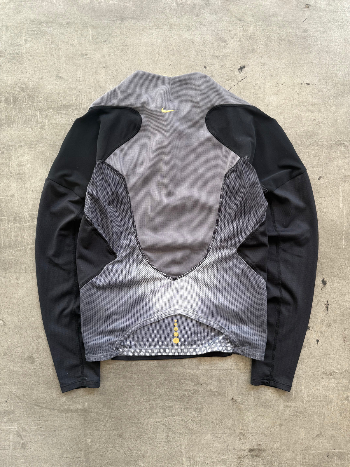 2005 Nike Sphere Tony Spackman Grey Toned Structured LS Top | Small, Multicoloured