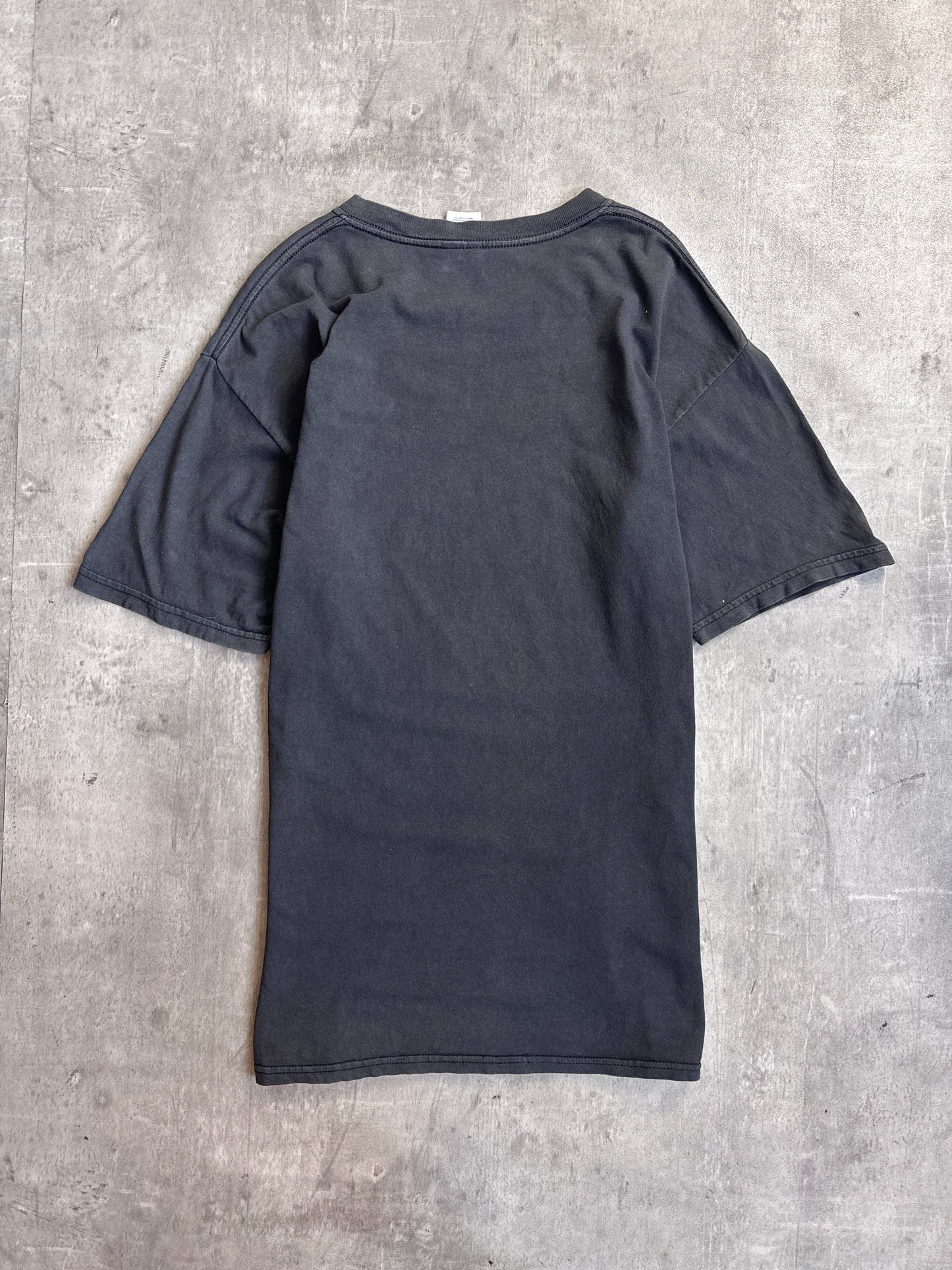 The Greatful Dead 2002 Graphic Tee