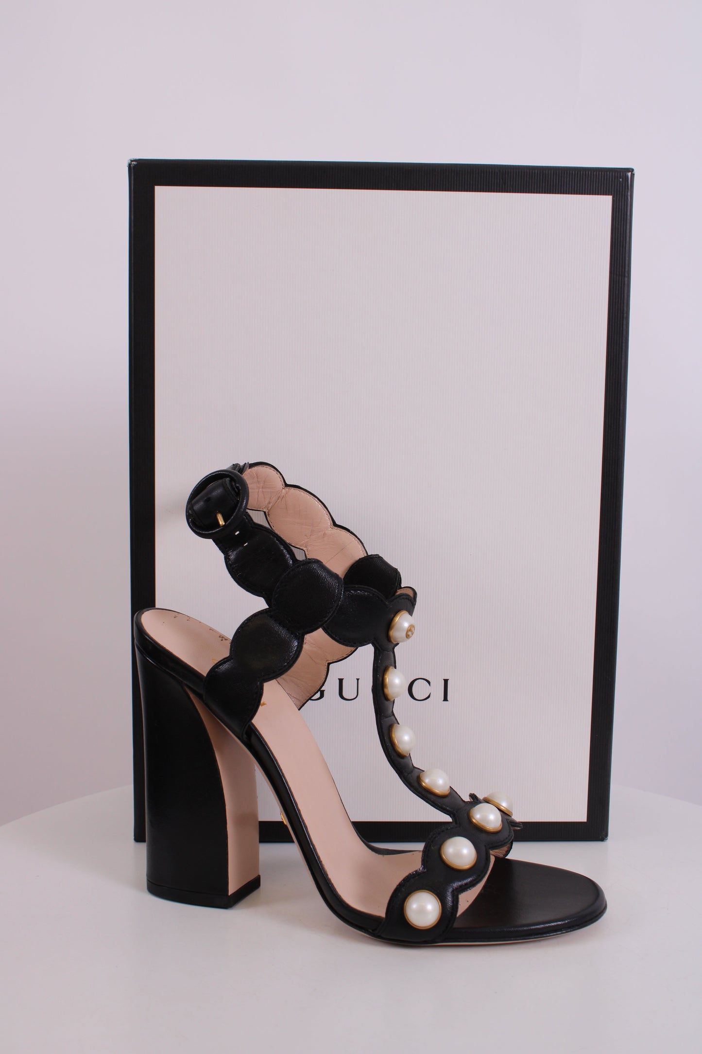 Gucci Faux Pearl Embellished Heels Black 38 | O/S, Black